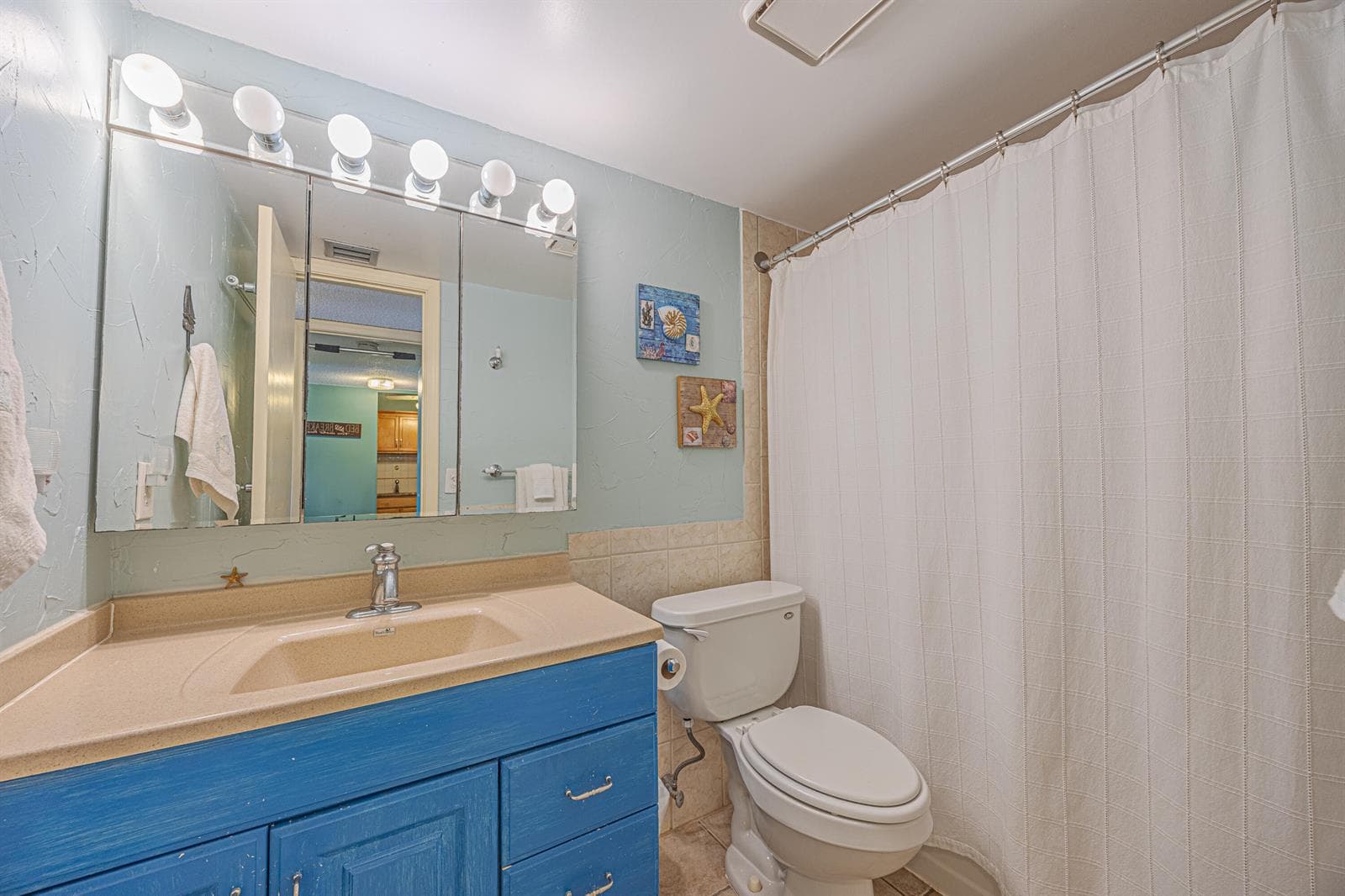 1516 S Lakeside Drive 203 photo 10
