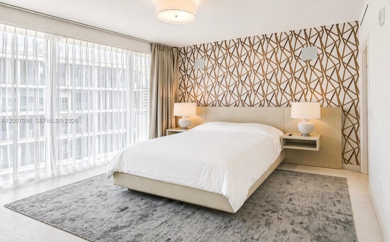 1 Collins Ave 606 photo 14