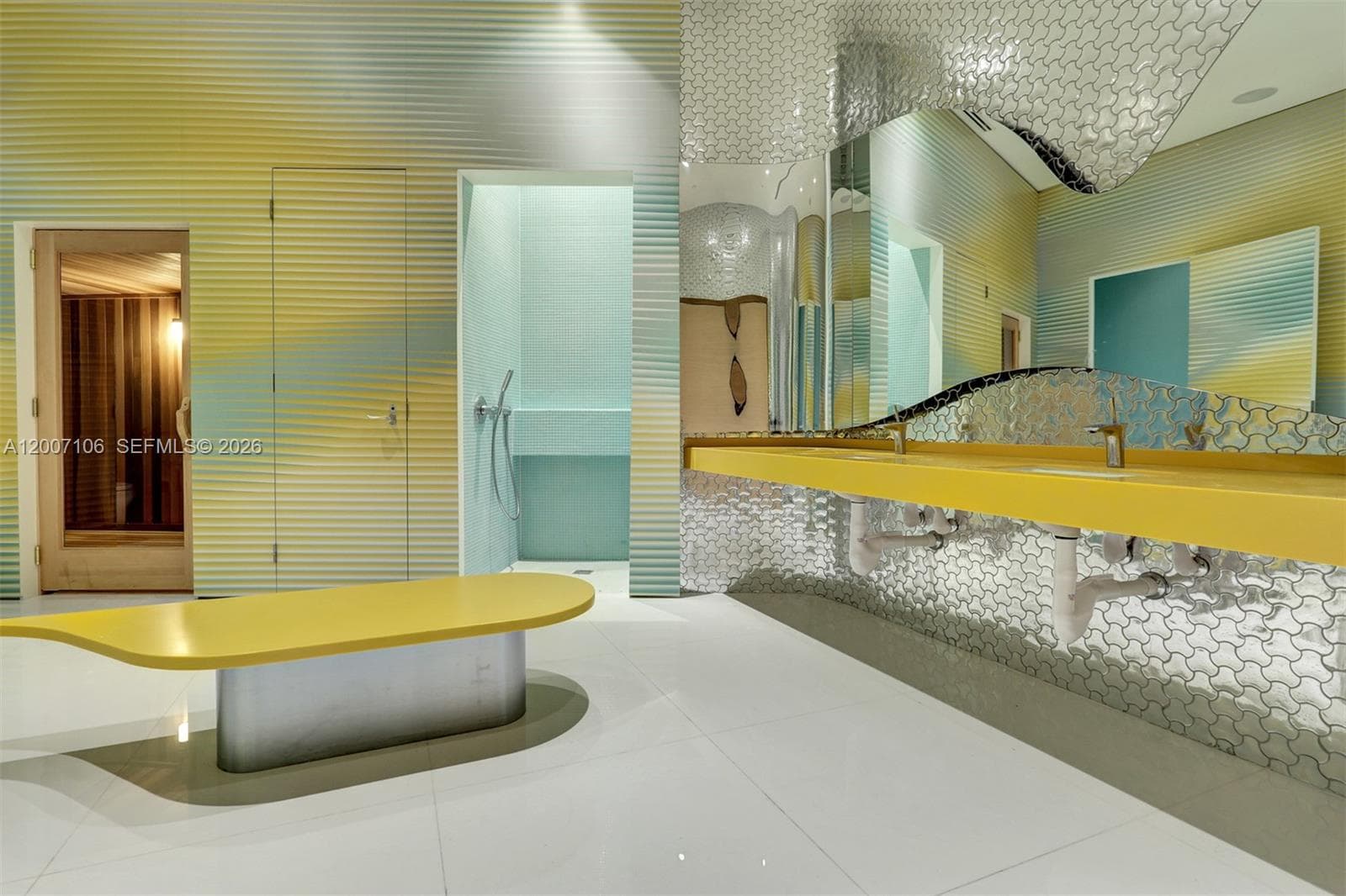 501 31st St 910 photo 19