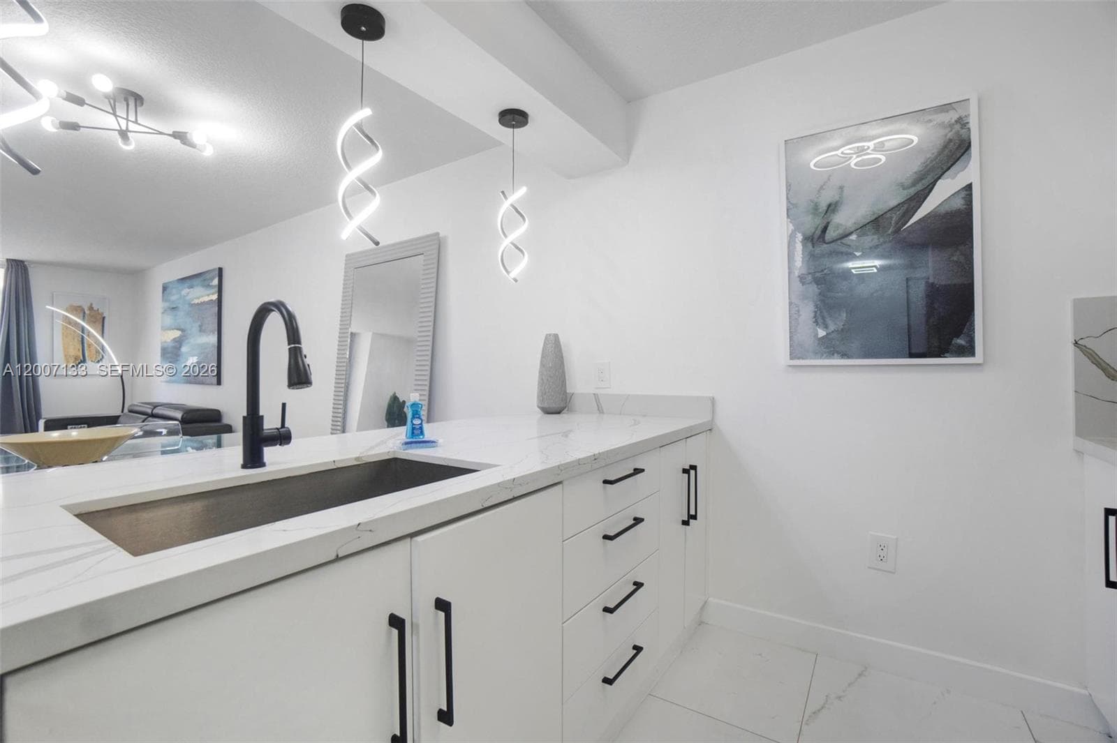 1200 Brickell Bay Dr 1907 photo 6