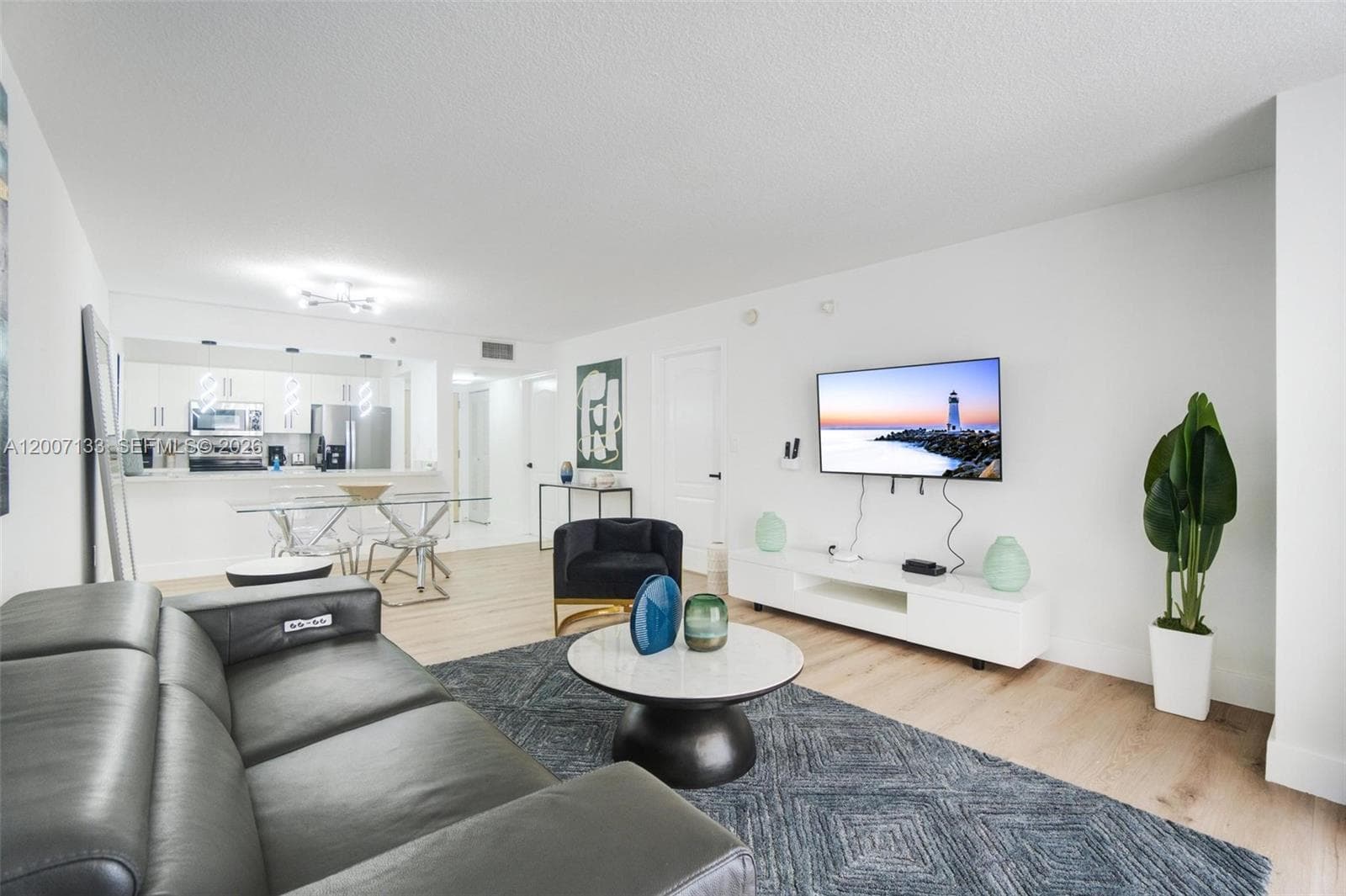 1200 Brickell Bay Dr 1907 photo 16