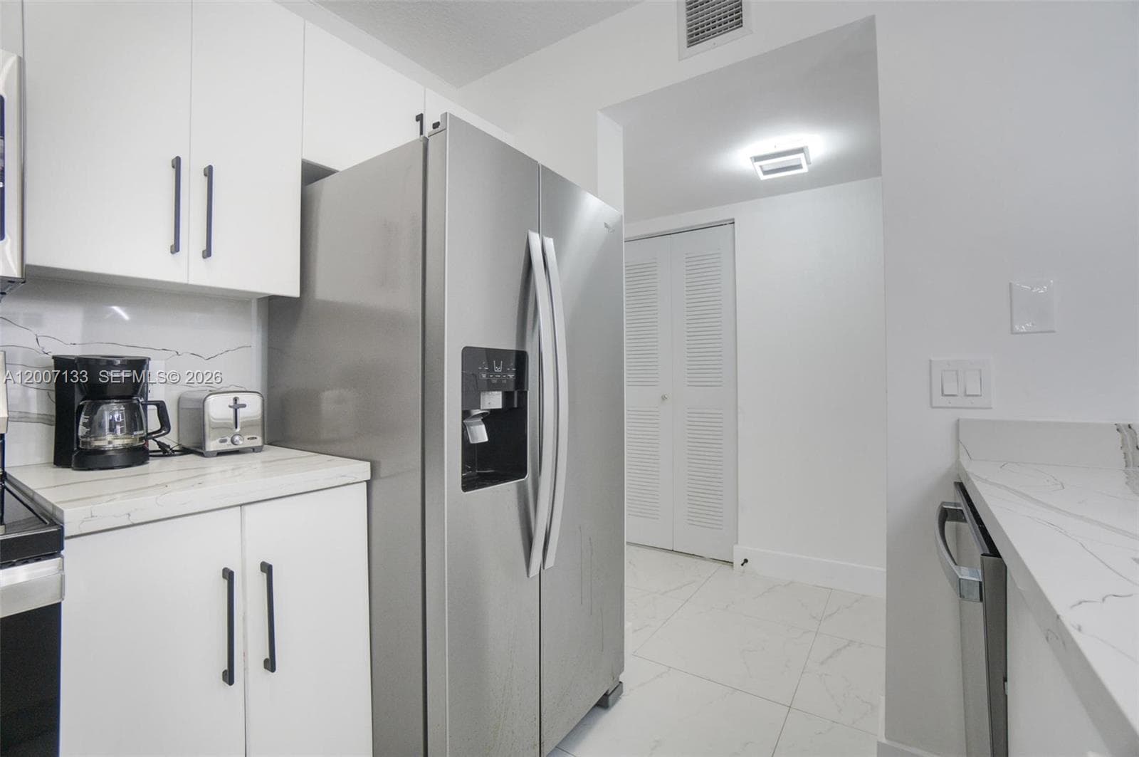 1200 Brickell Bay Dr 1907 photo 10