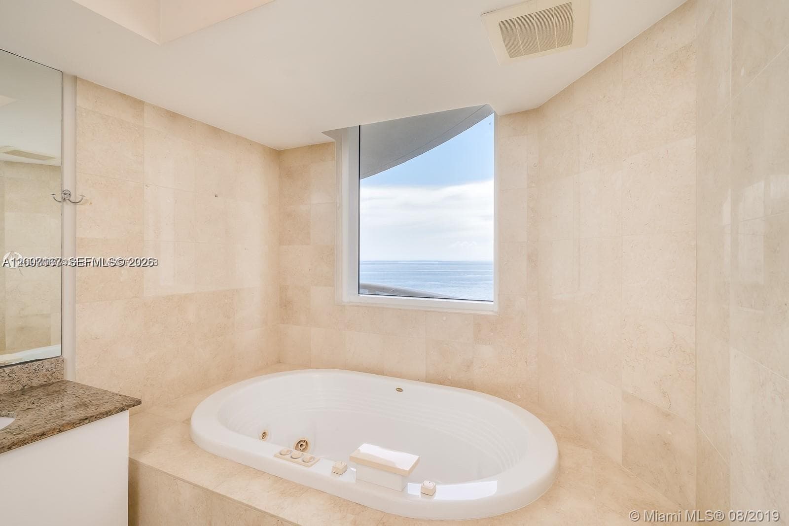 17201 Collins Ave 2305 photo 19