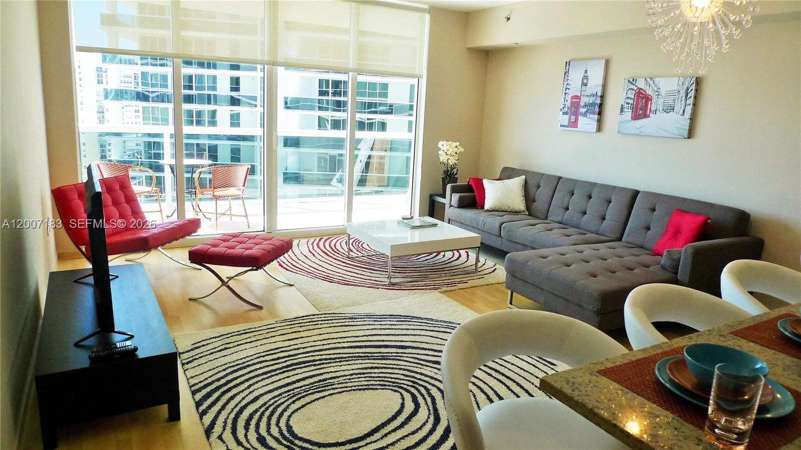 1830 Ocean Dr 1705 photo 8