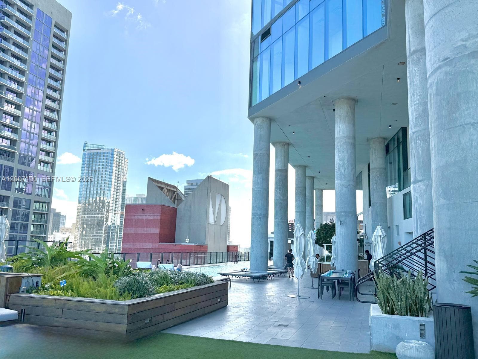 398 5th St 2015 photo 18