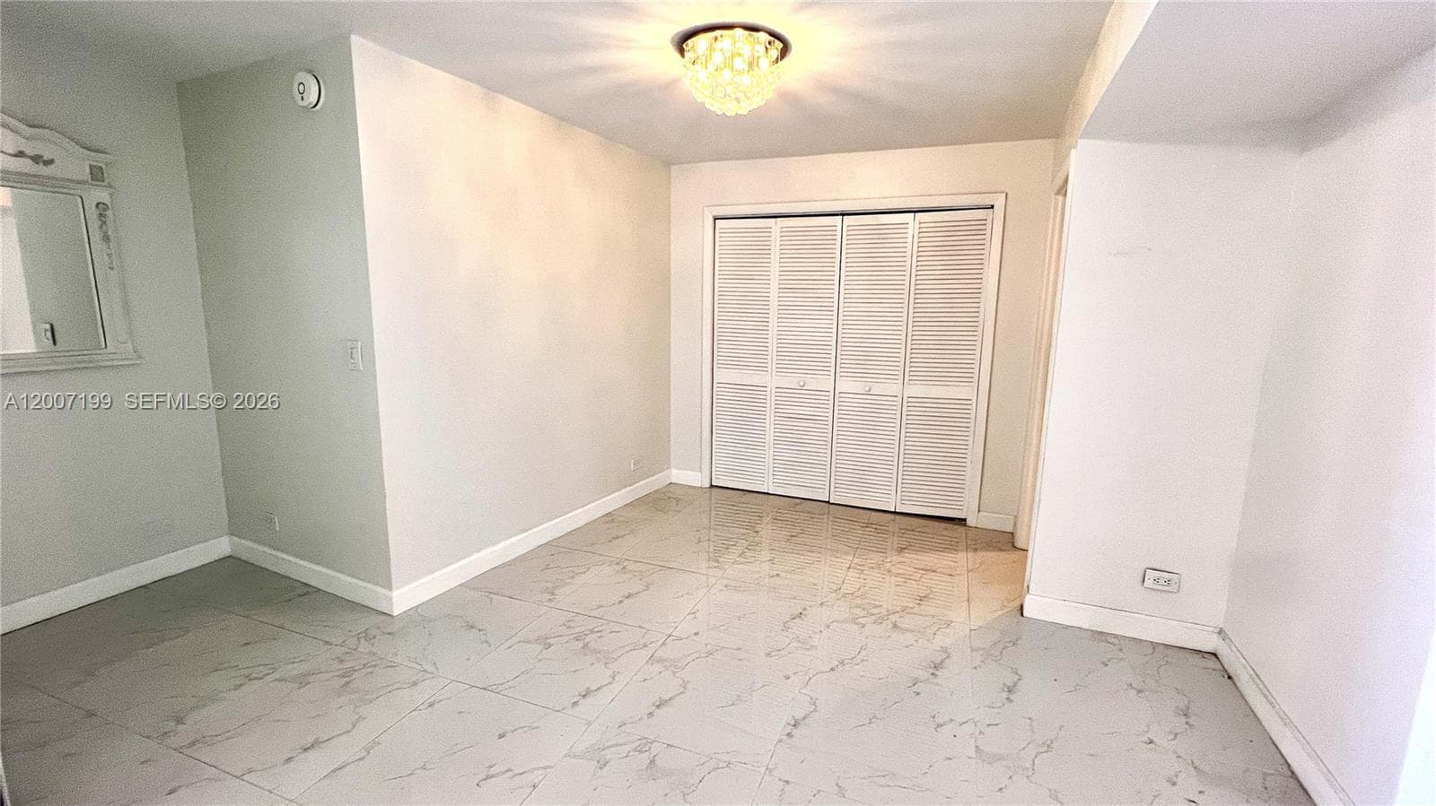 6039 Collins Ave 520 photo 7