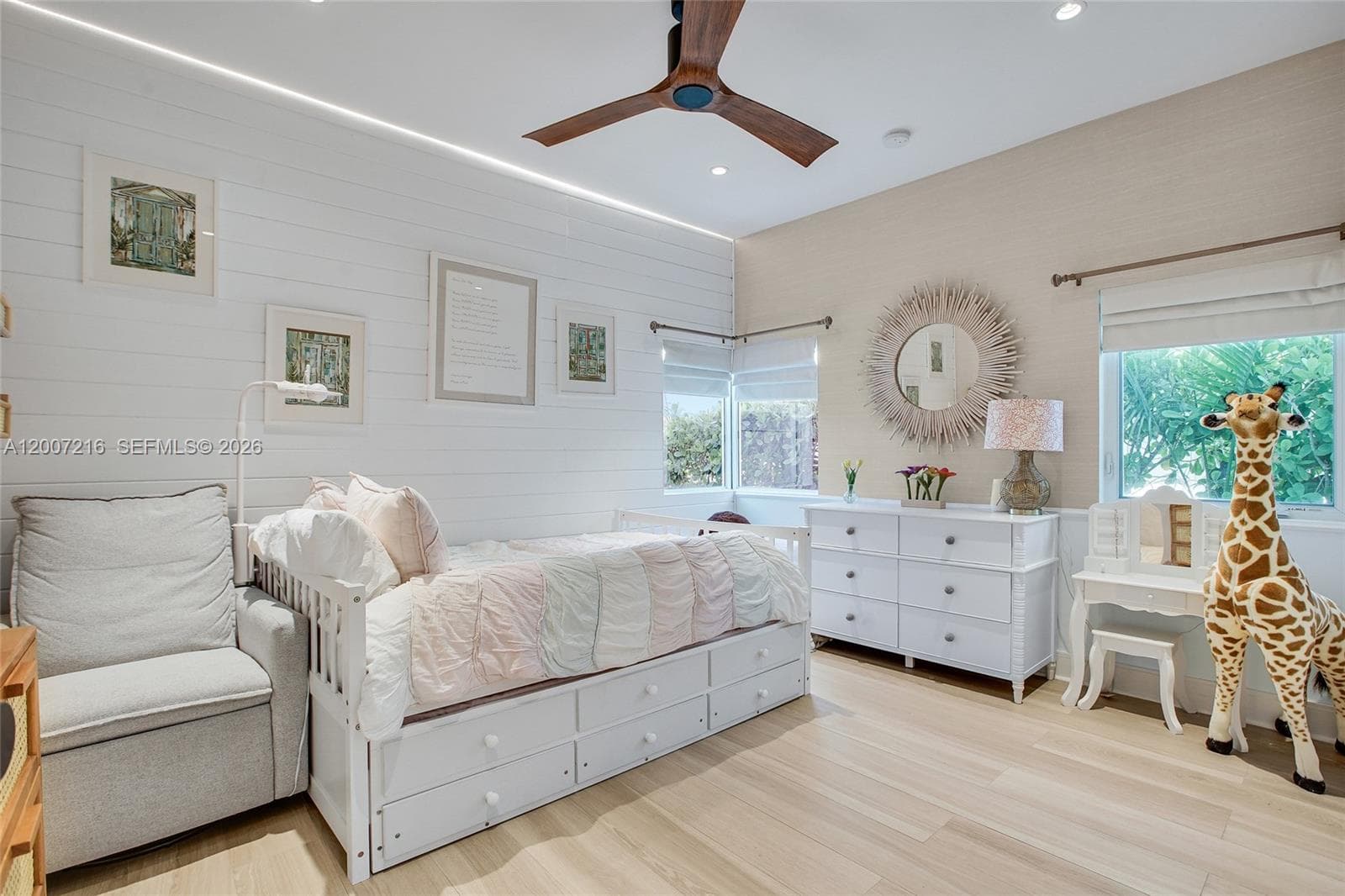 815 76th St photo 14