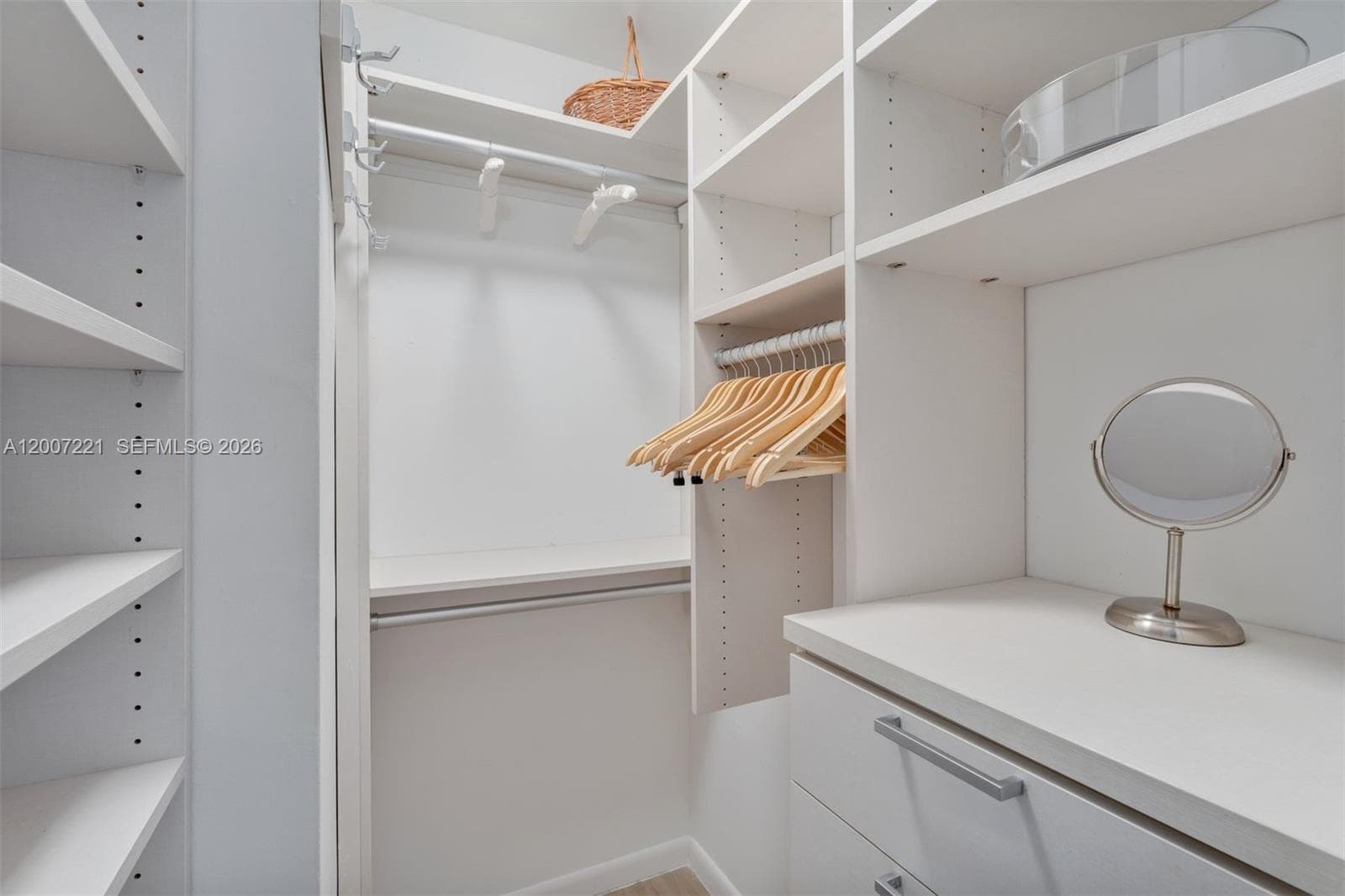 2301 Collins Ave 902 photo 21