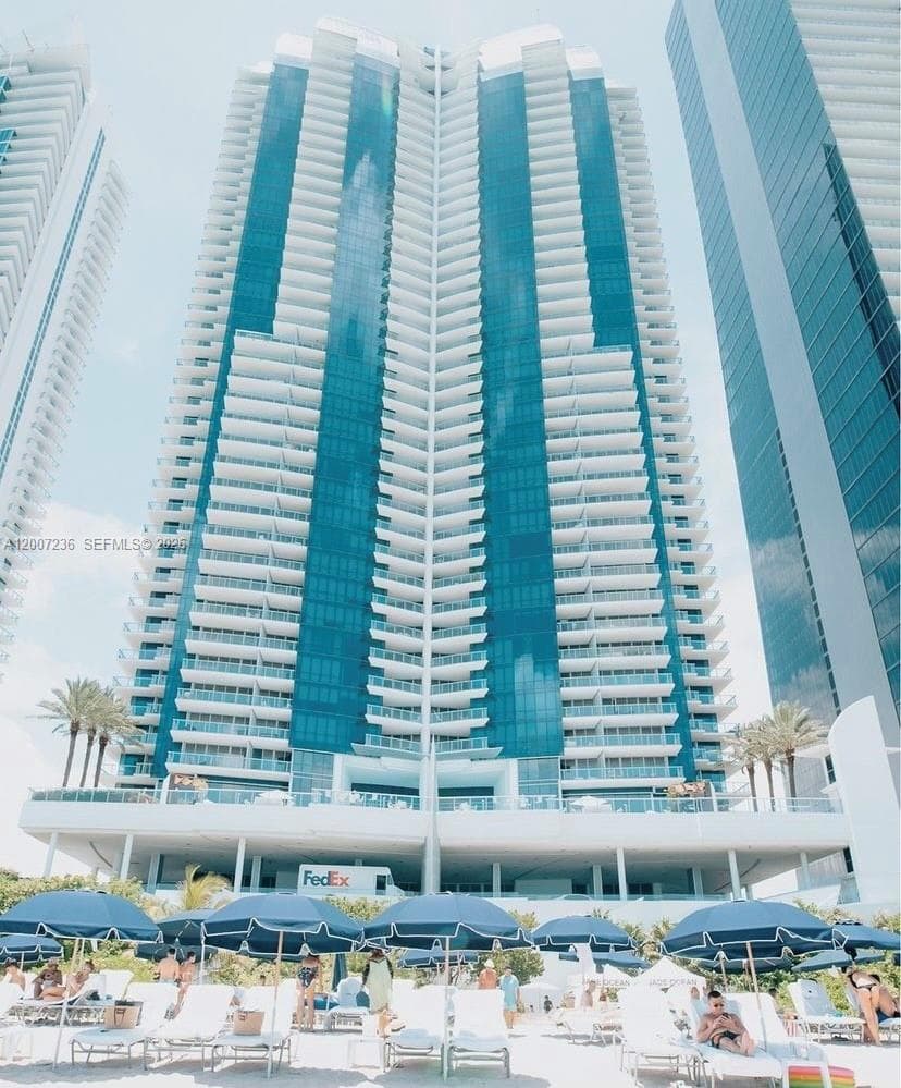 17121 Collins Ave 4006 photo 3