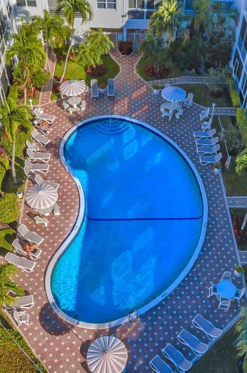 1461 S Ocean Boulevard 107 photo 9