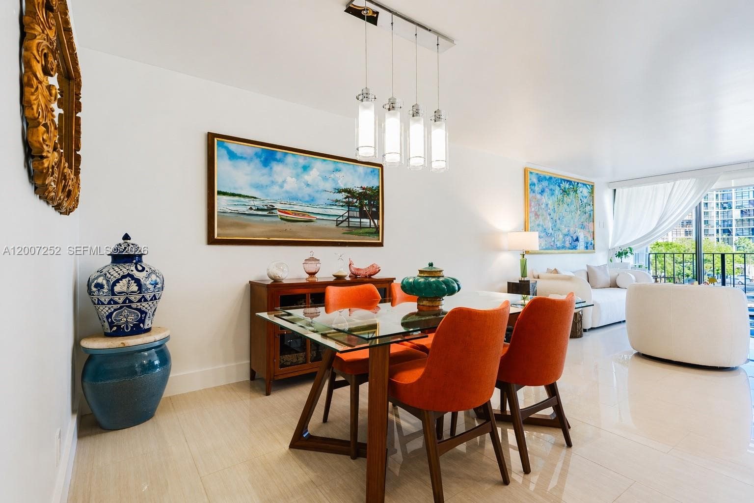 400 Leslie Dr 319 photo 3