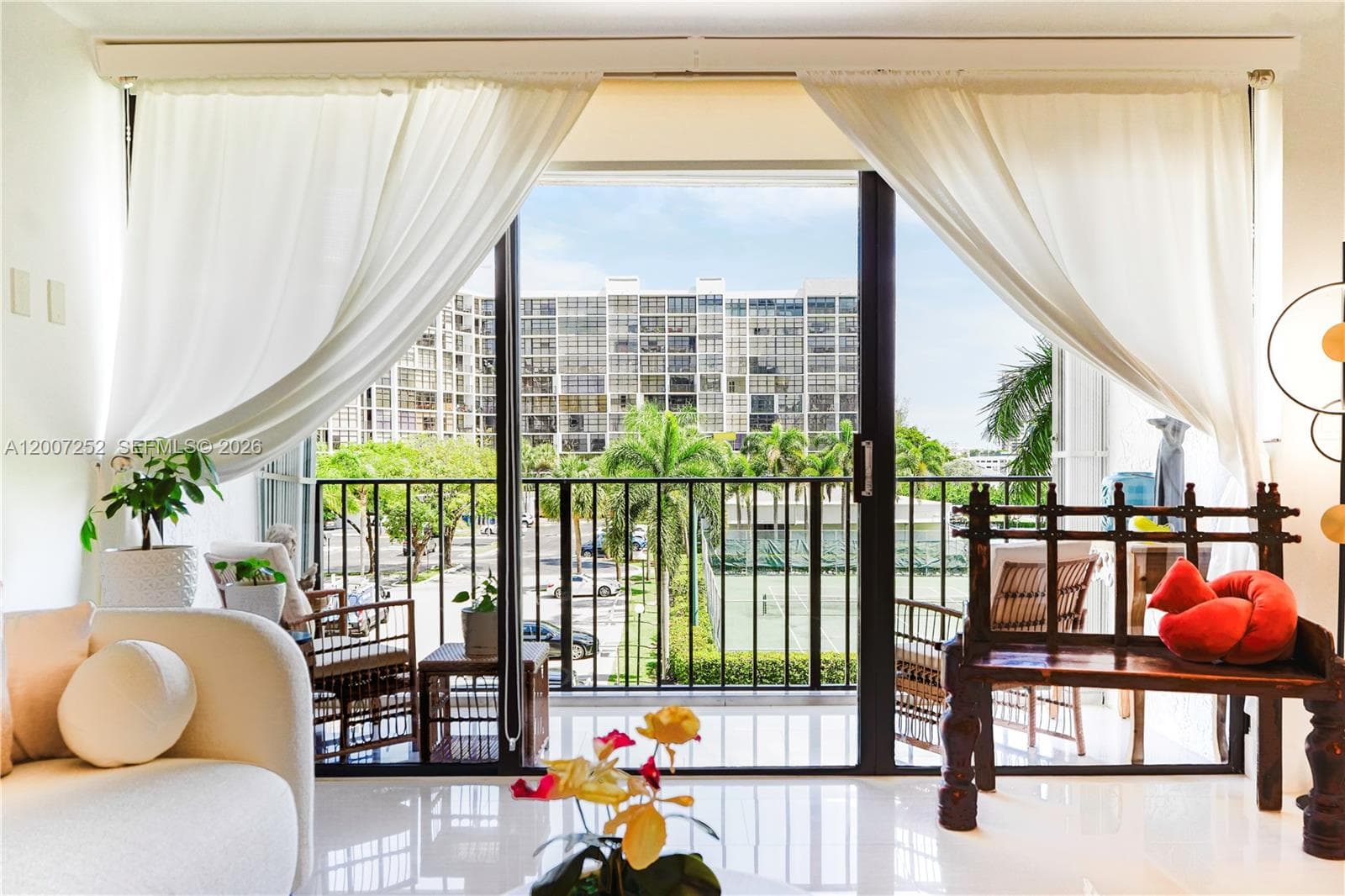 400 Leslie Dr 319 photo 25