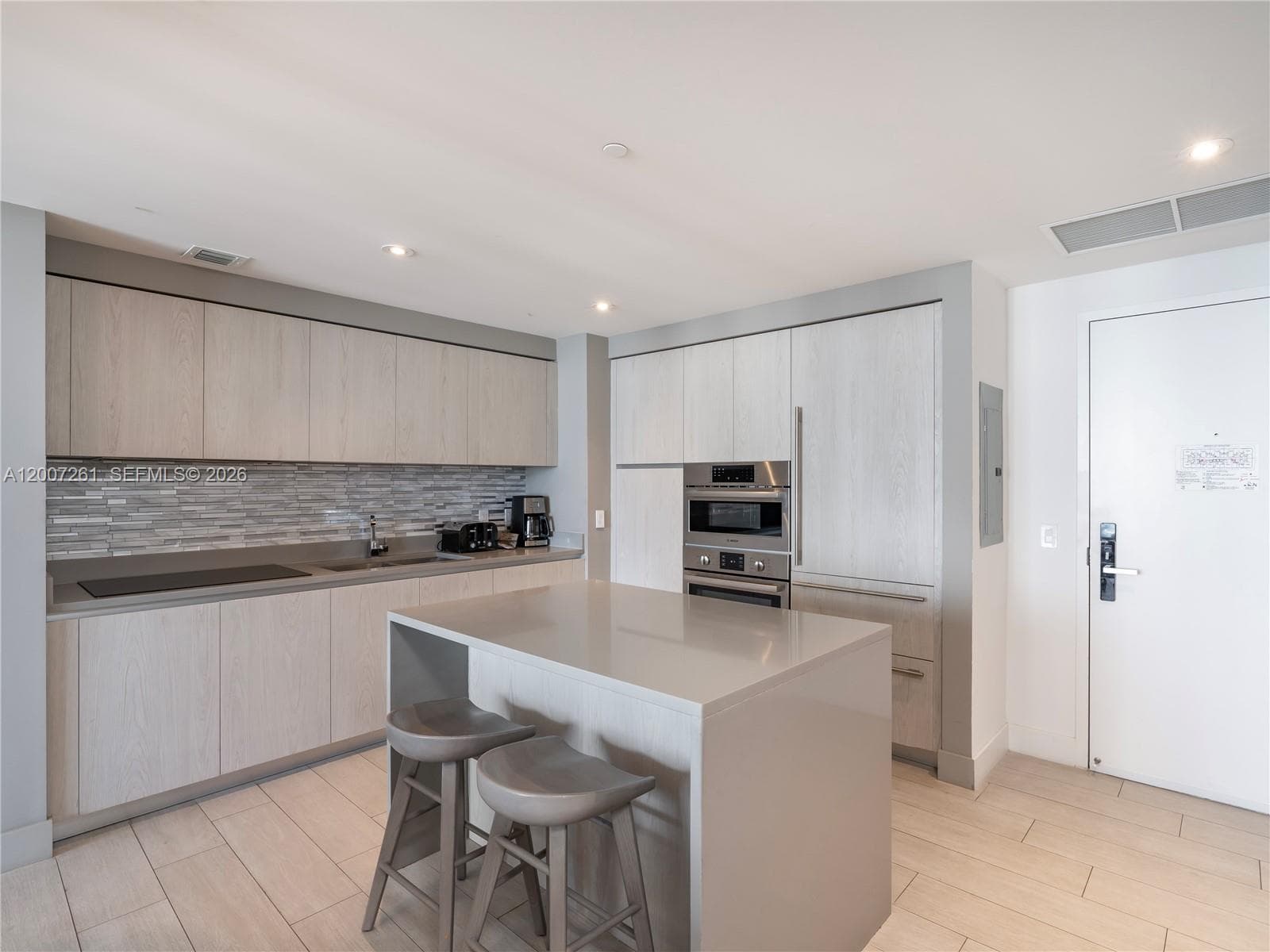 4010 Ocean Dr R2905 photo 23