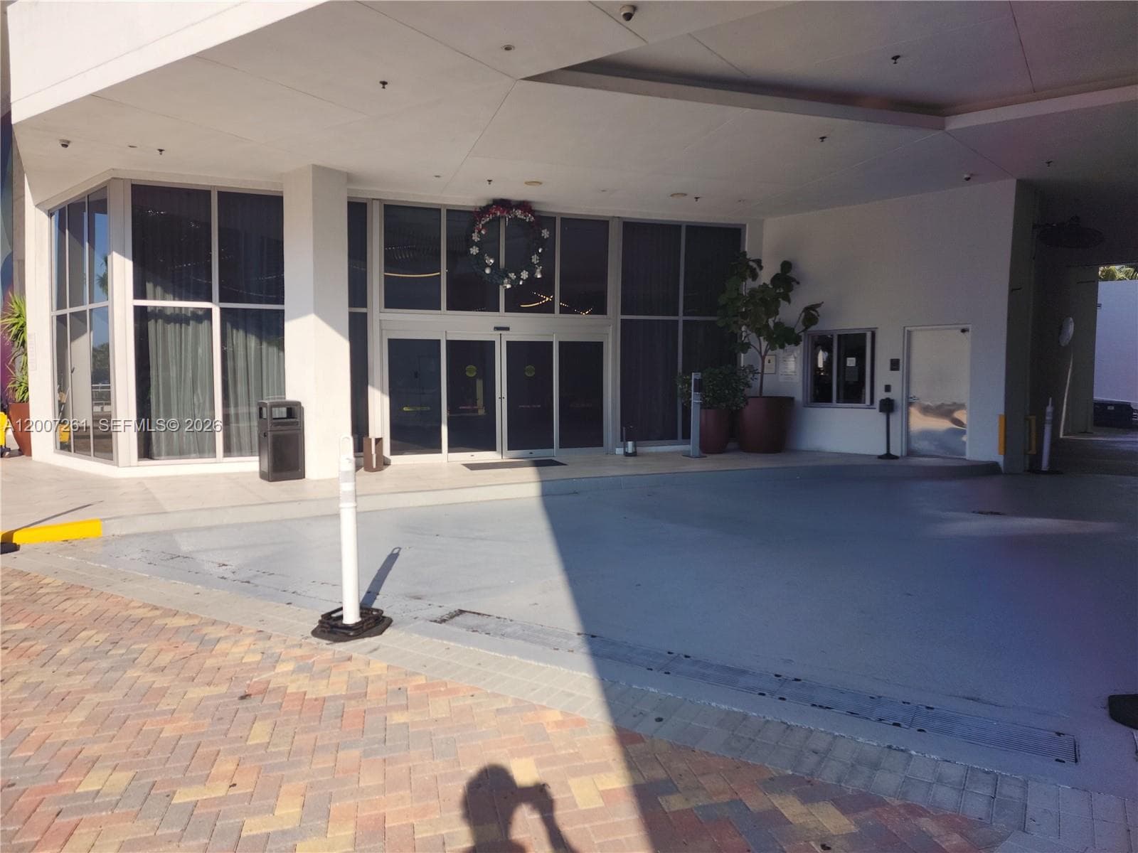 4010 Ocean Dr R2905 photo 13