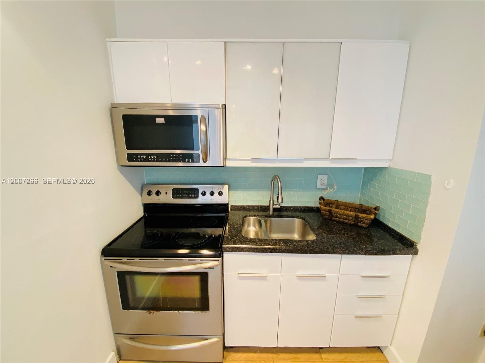 6881 Bay Dr 11 photo 6