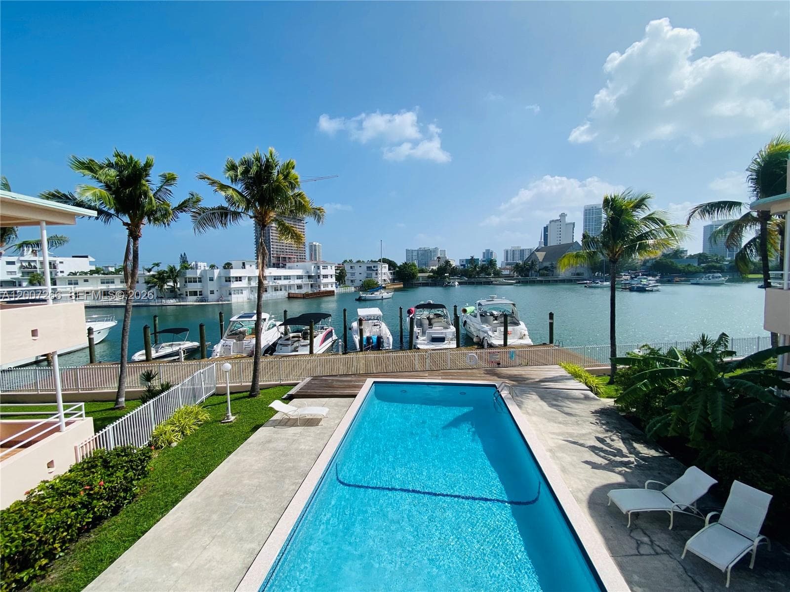 6881 Bay Dr 11 photo 1