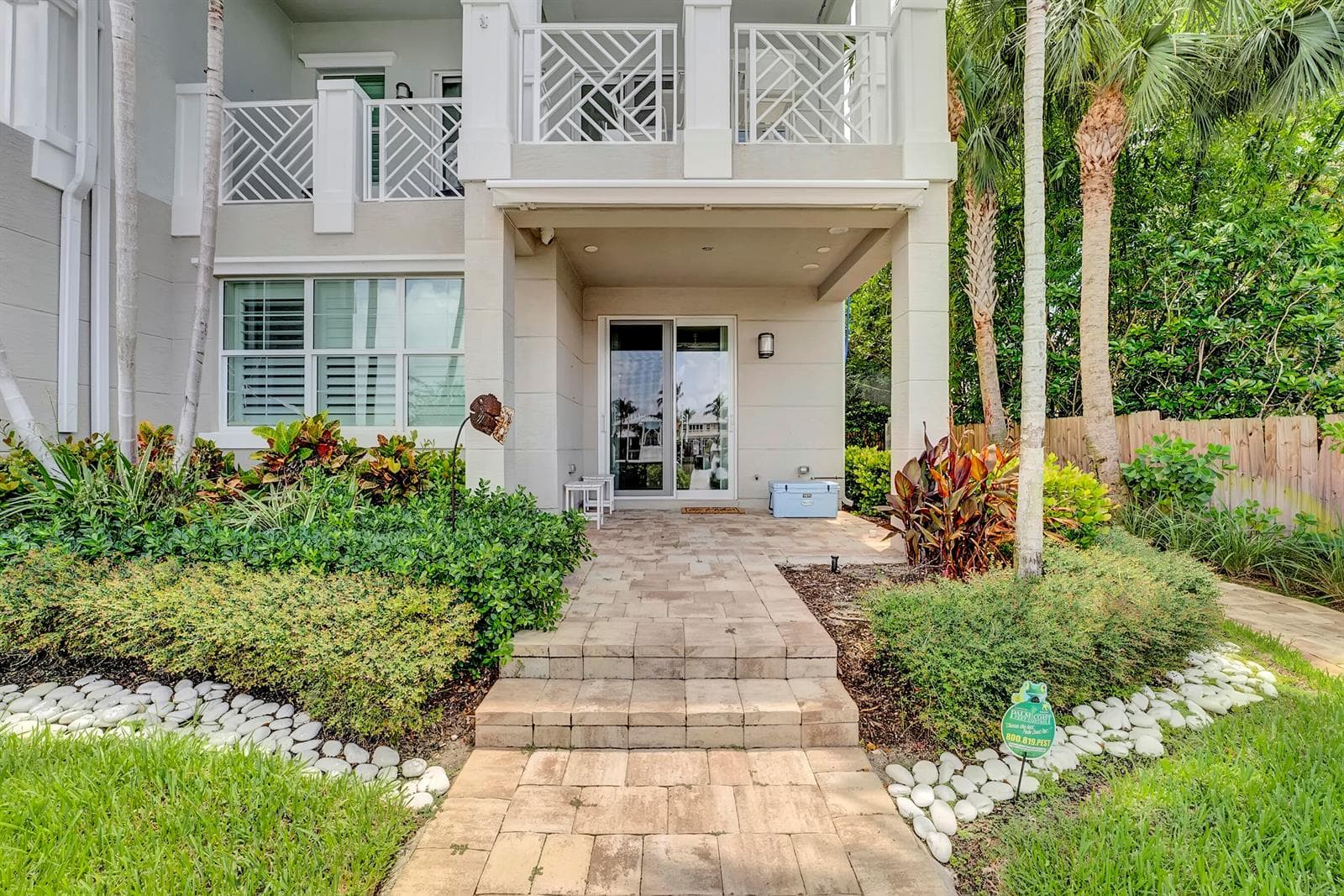 1045 Harbor Villas Drive 5 photo 15