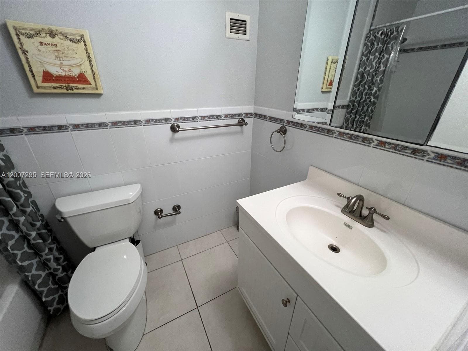 3505 Ocean Dr 318 photo 4