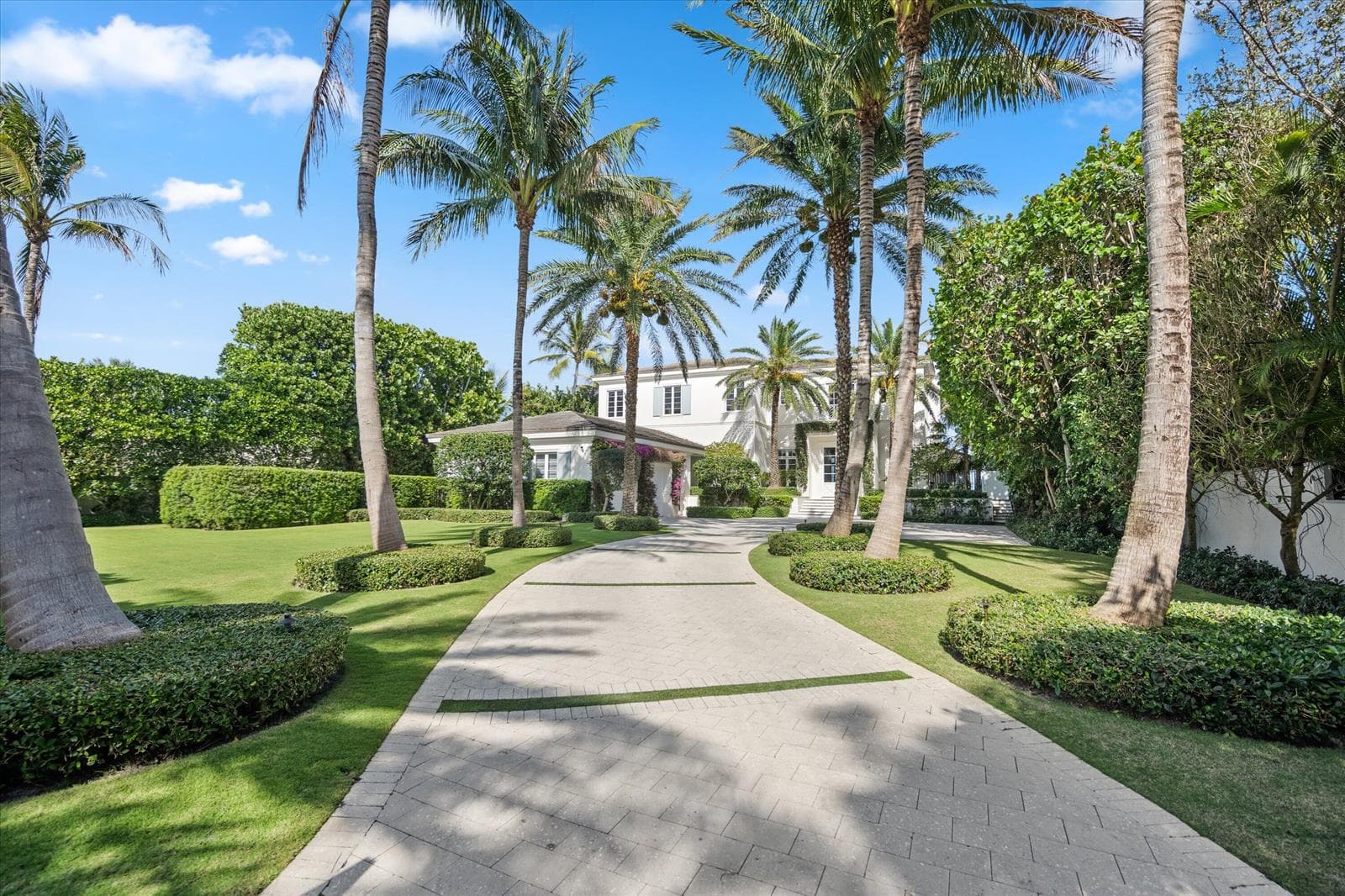 3501 N Ocean Boulevard photo 2