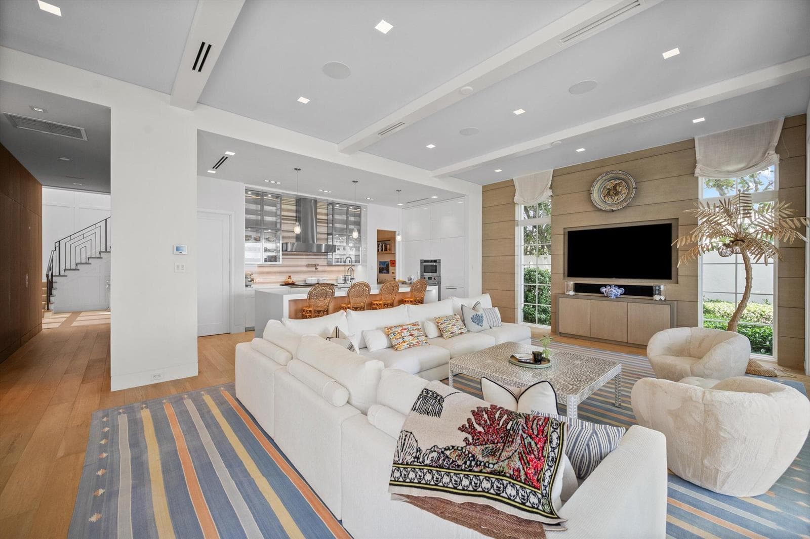 3501 N Ocean Boulevard photo 14