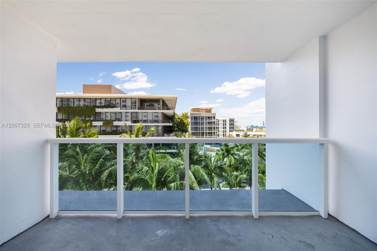 2301 Collins Ave 526 photo 22