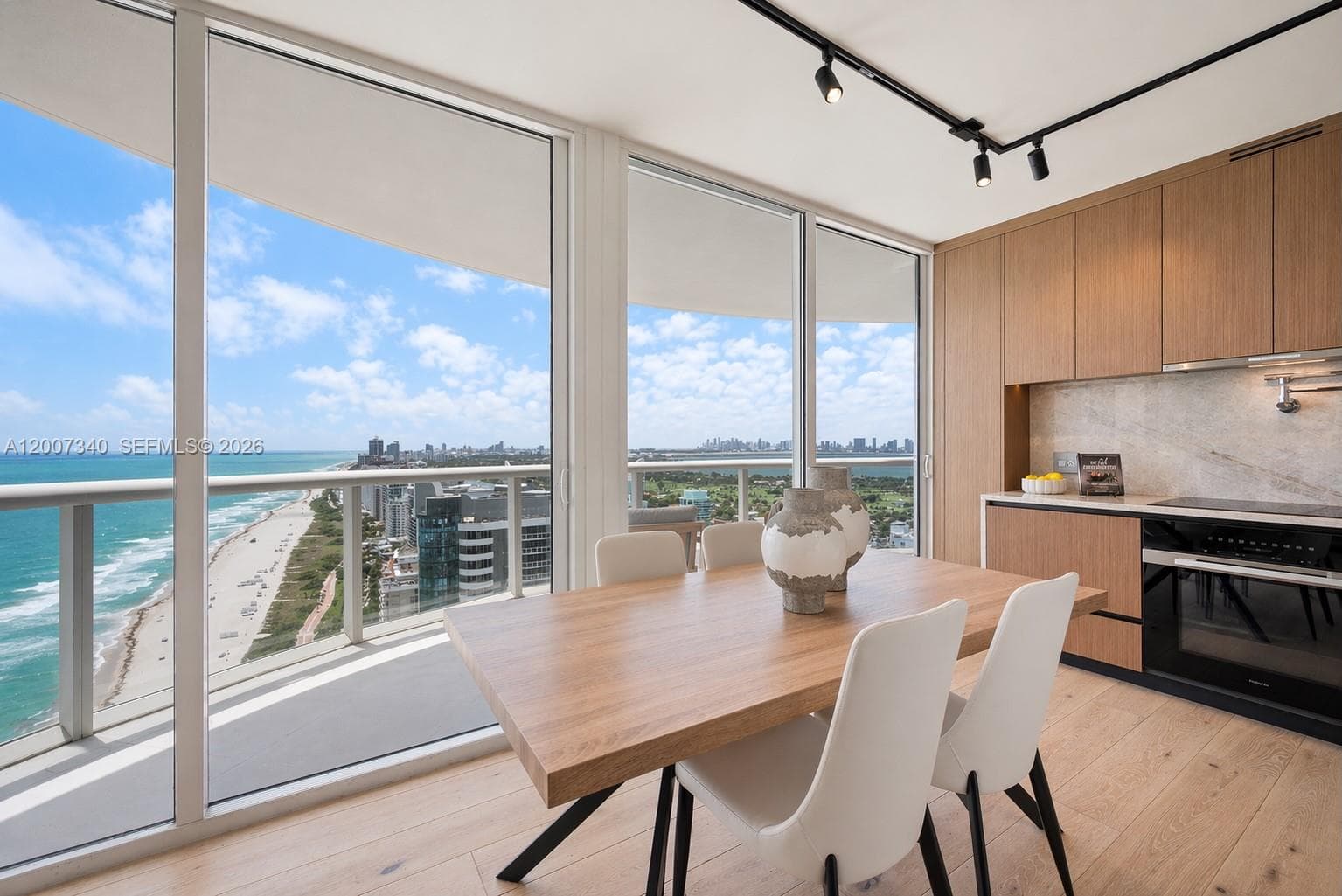 6365 Collins Ave 3904 photo 6