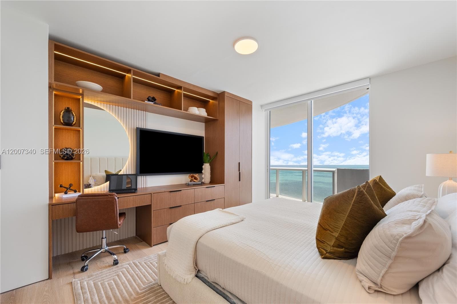 6365 Collins Ave 3904 photo 13