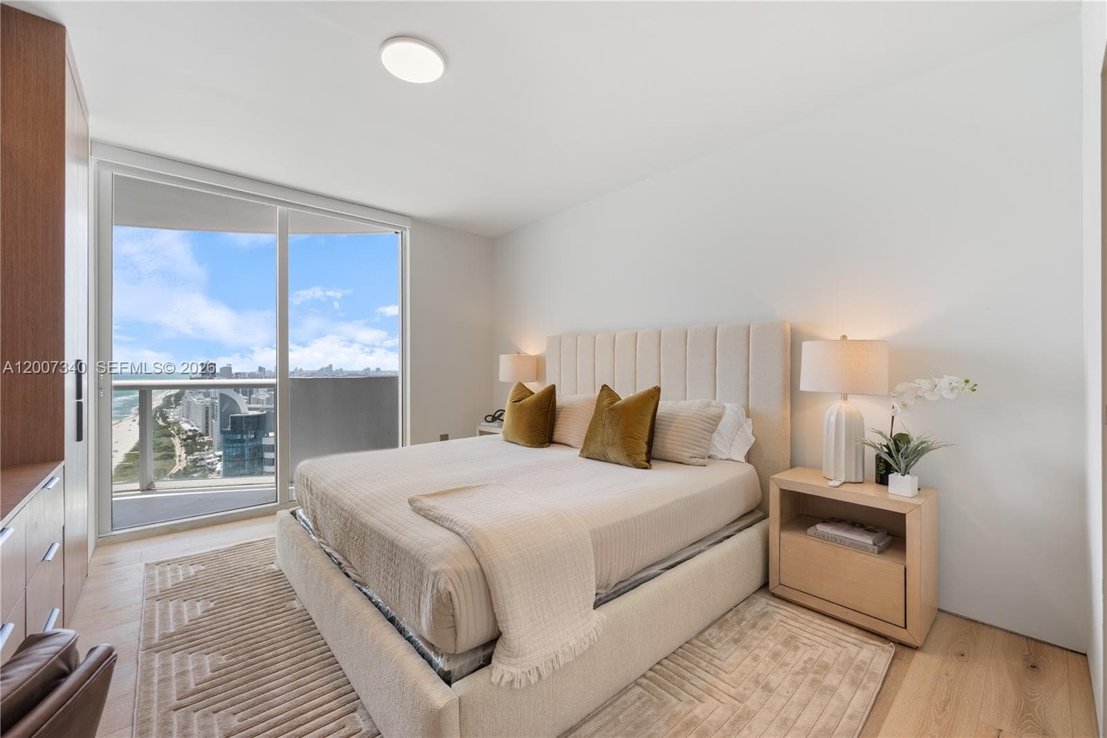 6365 Collins Ave 3904 photo 12