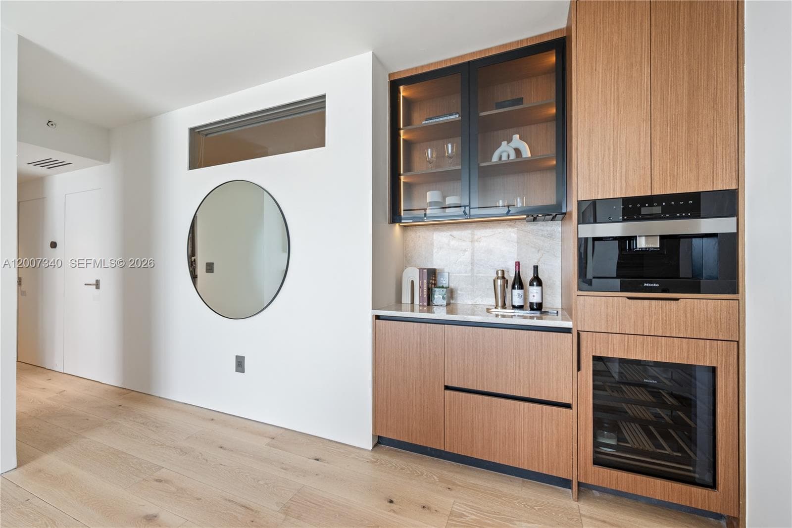 6365 Collins Ave 3904 photo 3