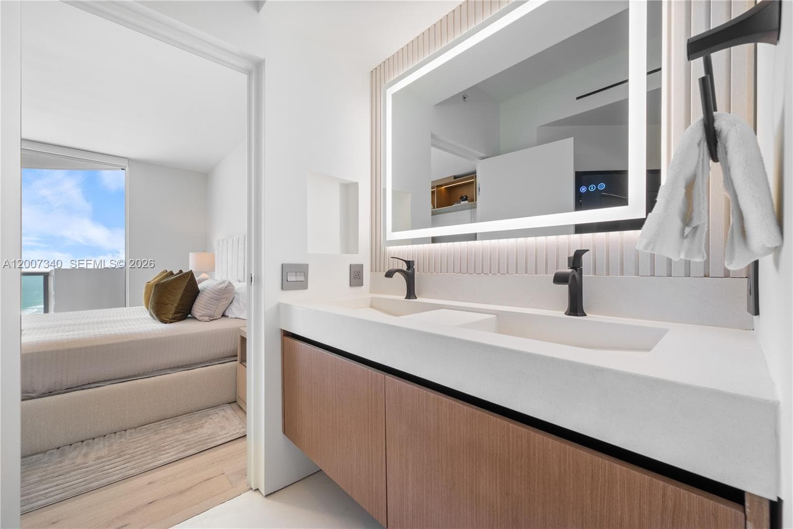 6365 Collins Ave 3904 photo 14