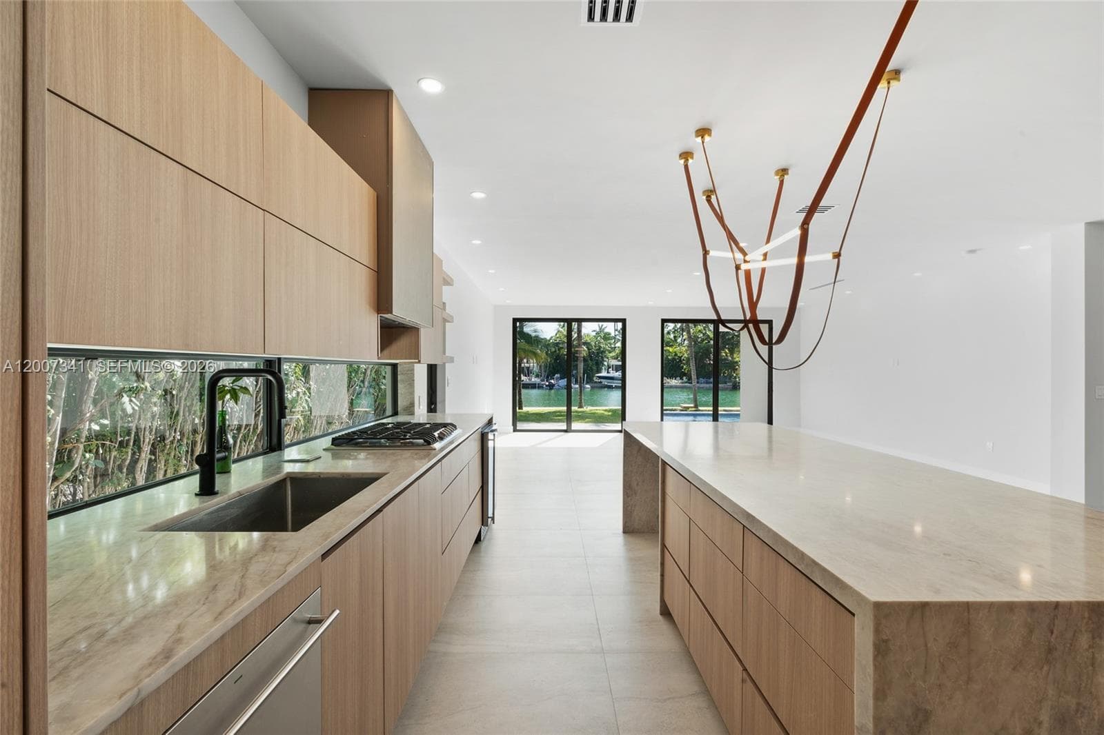 550 Shore Dr photo 20