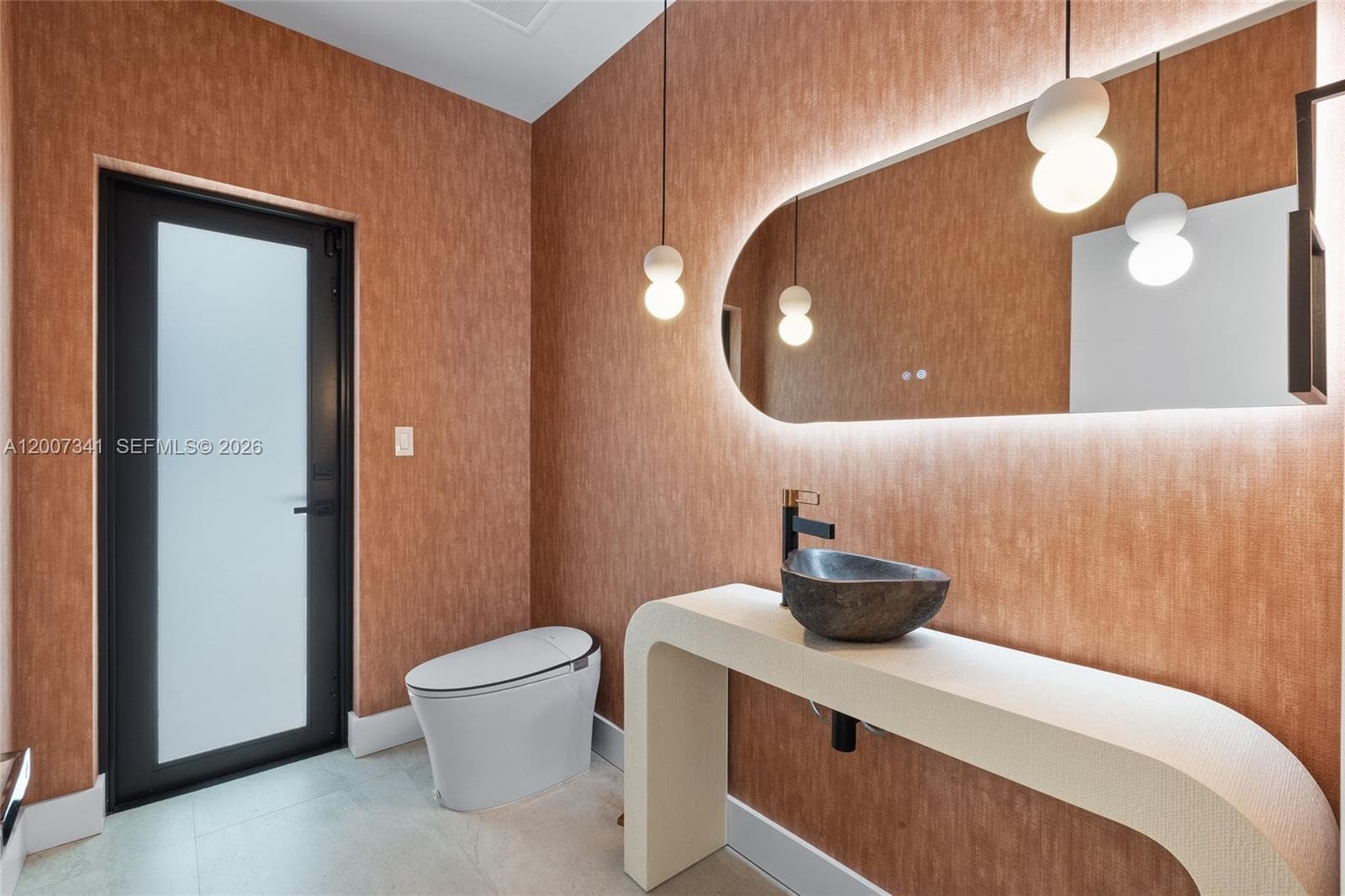 550 Shore Dr photo 4