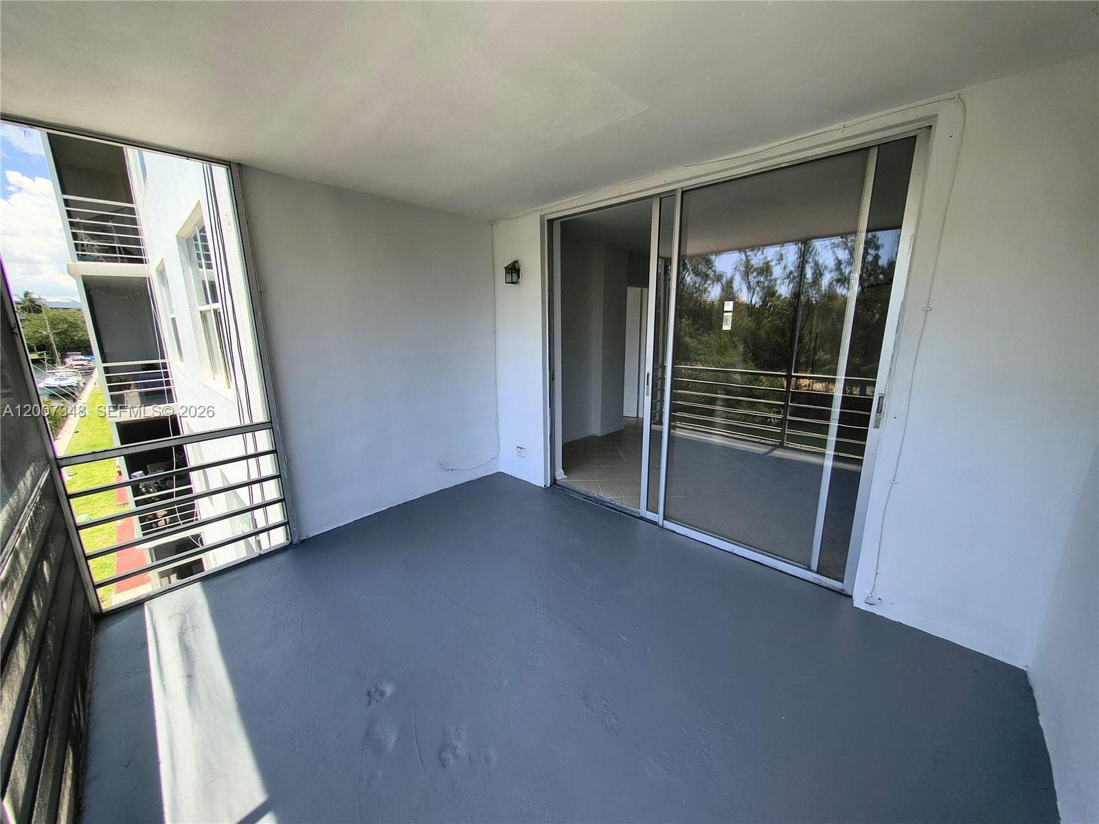 3660 166th St 302 photo 6