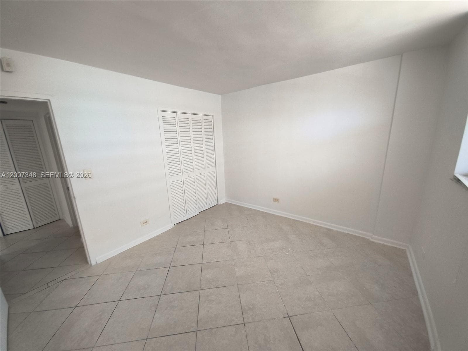 3660 166th St 302 photo 12