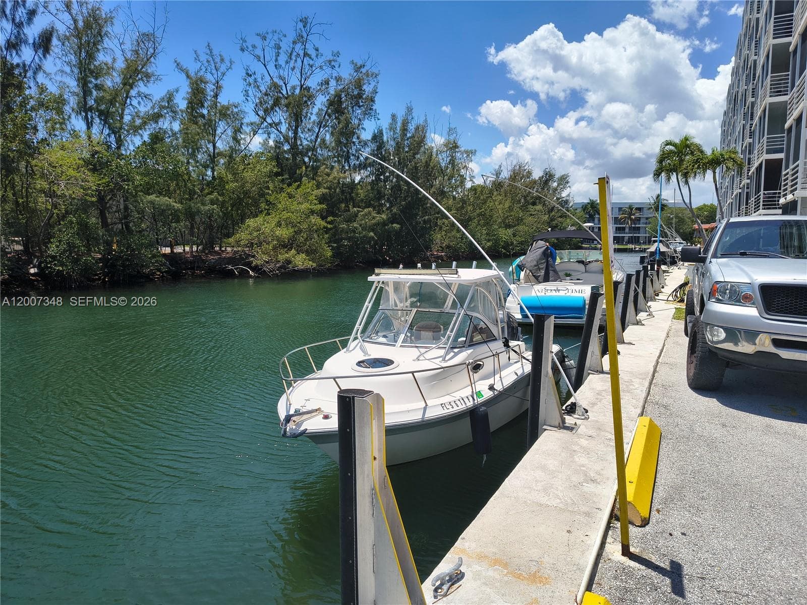 3660 166th St 302 photo 20