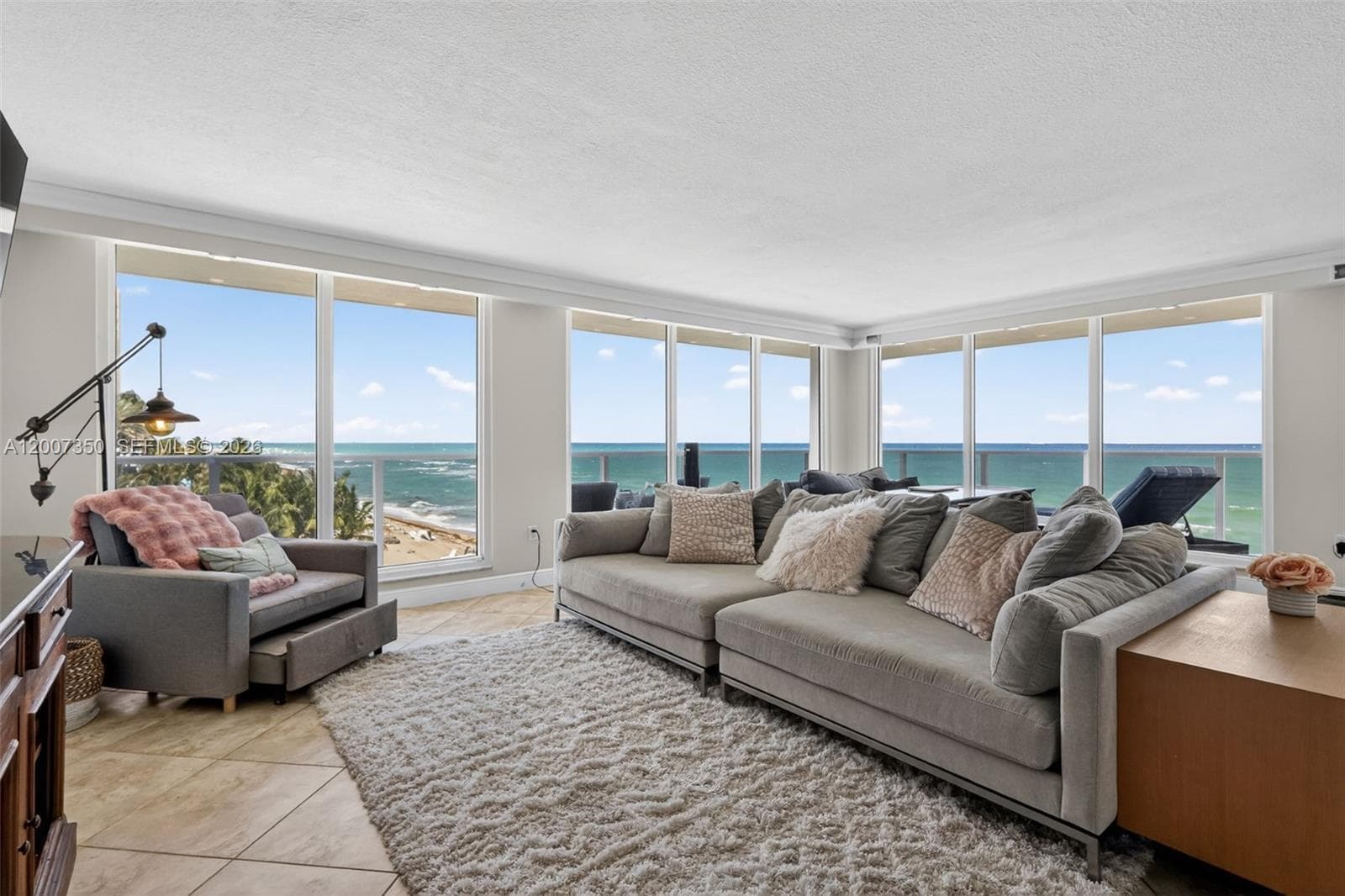 2751 S Ocean Dr 504S photo 1