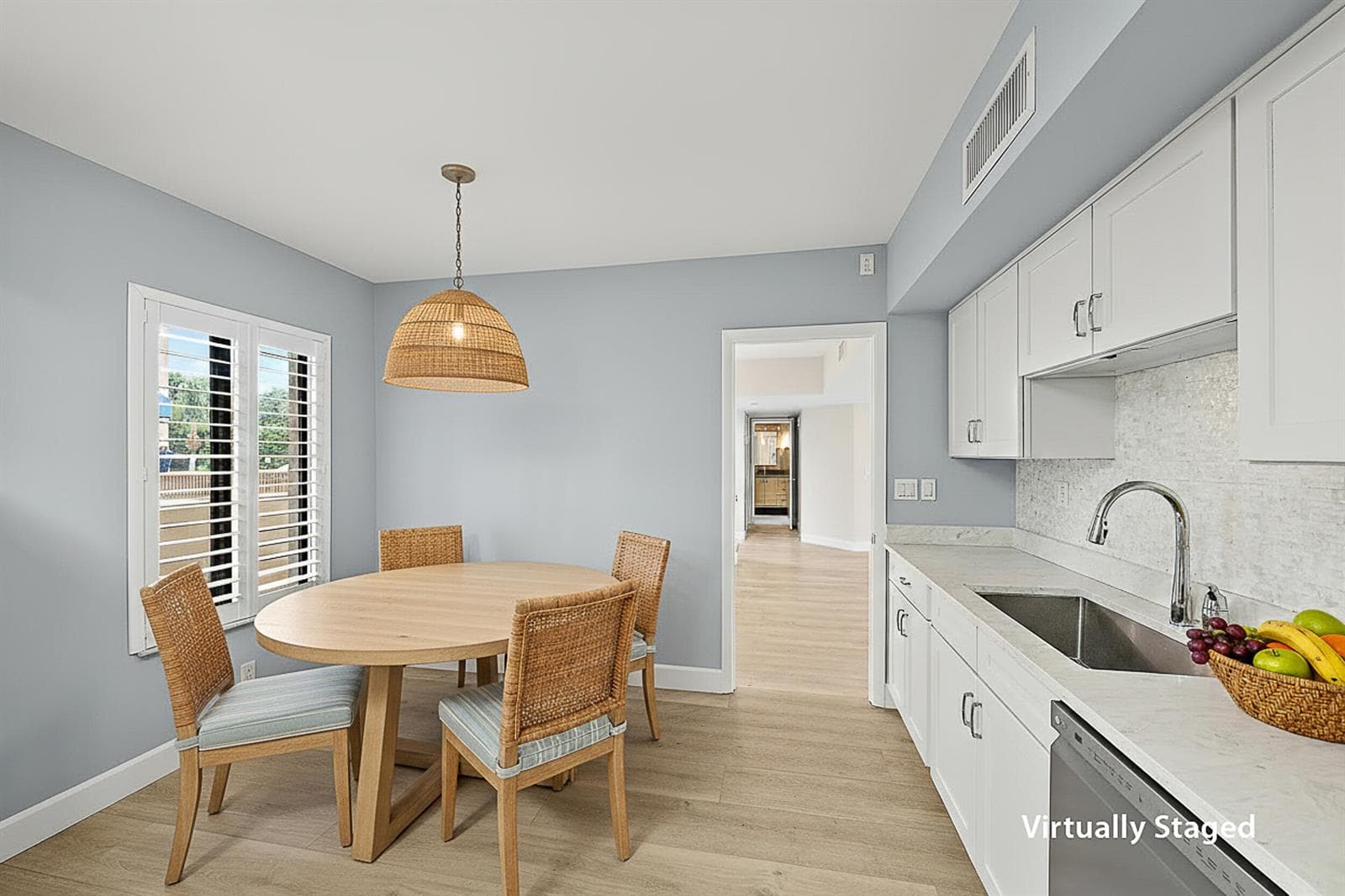 16910 Bay Street E204 photo 9