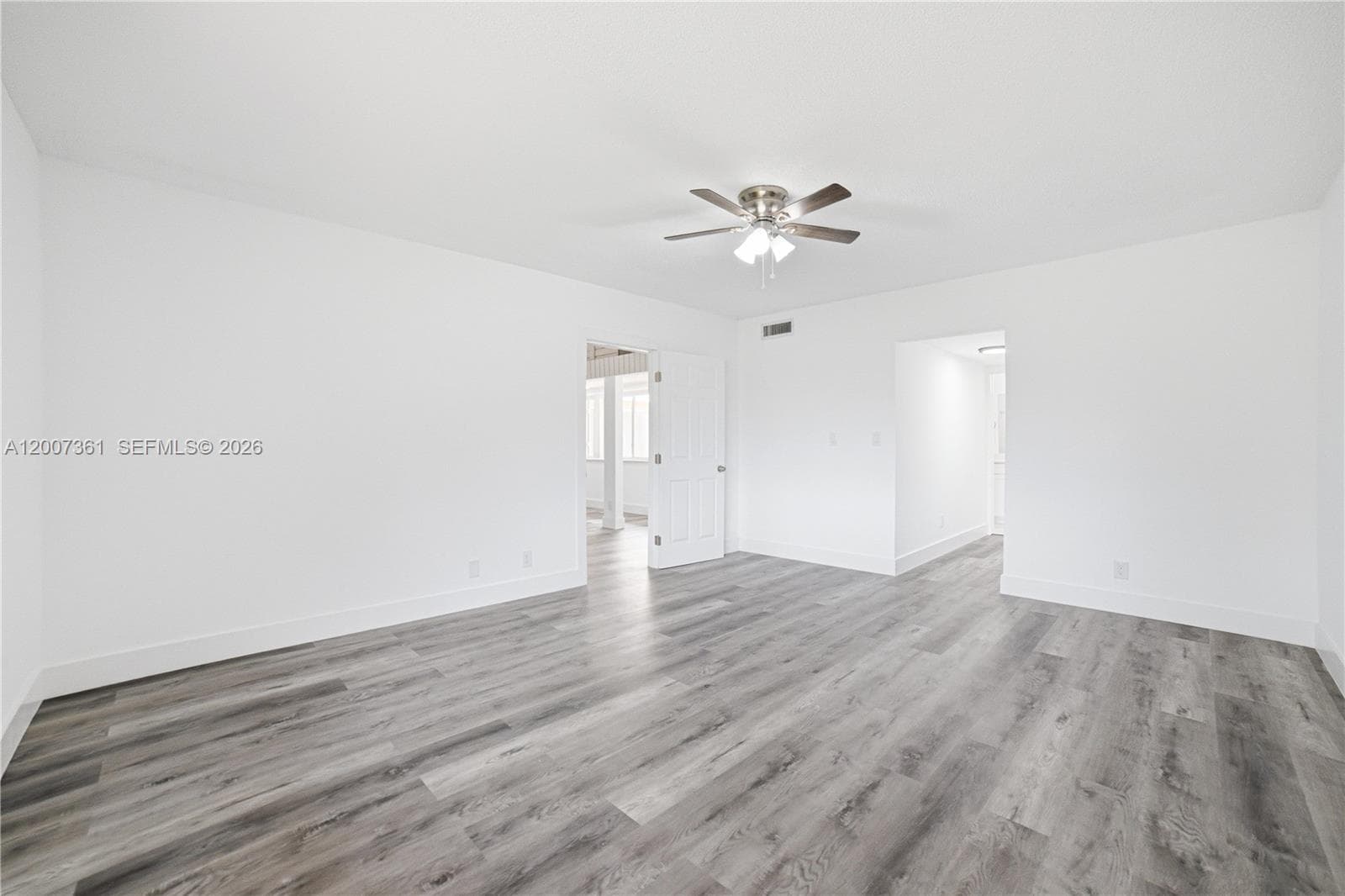 5201 Yellow Pine Ln photo 12
