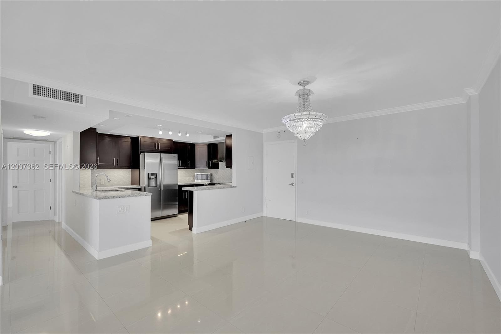 405 Ocean Blvd 1503 photo 6