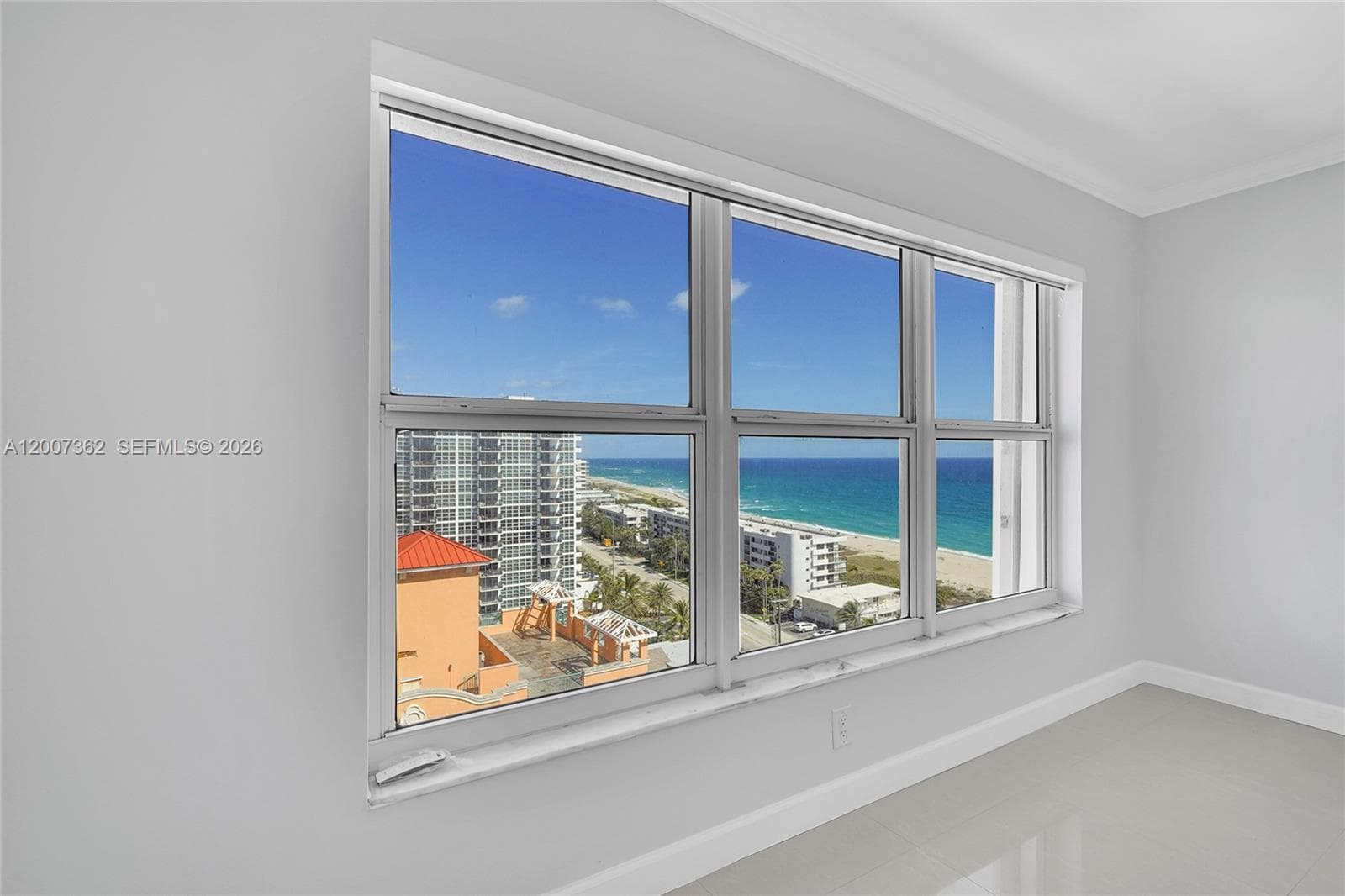 405 Ocean Blvd 1503 photo 12