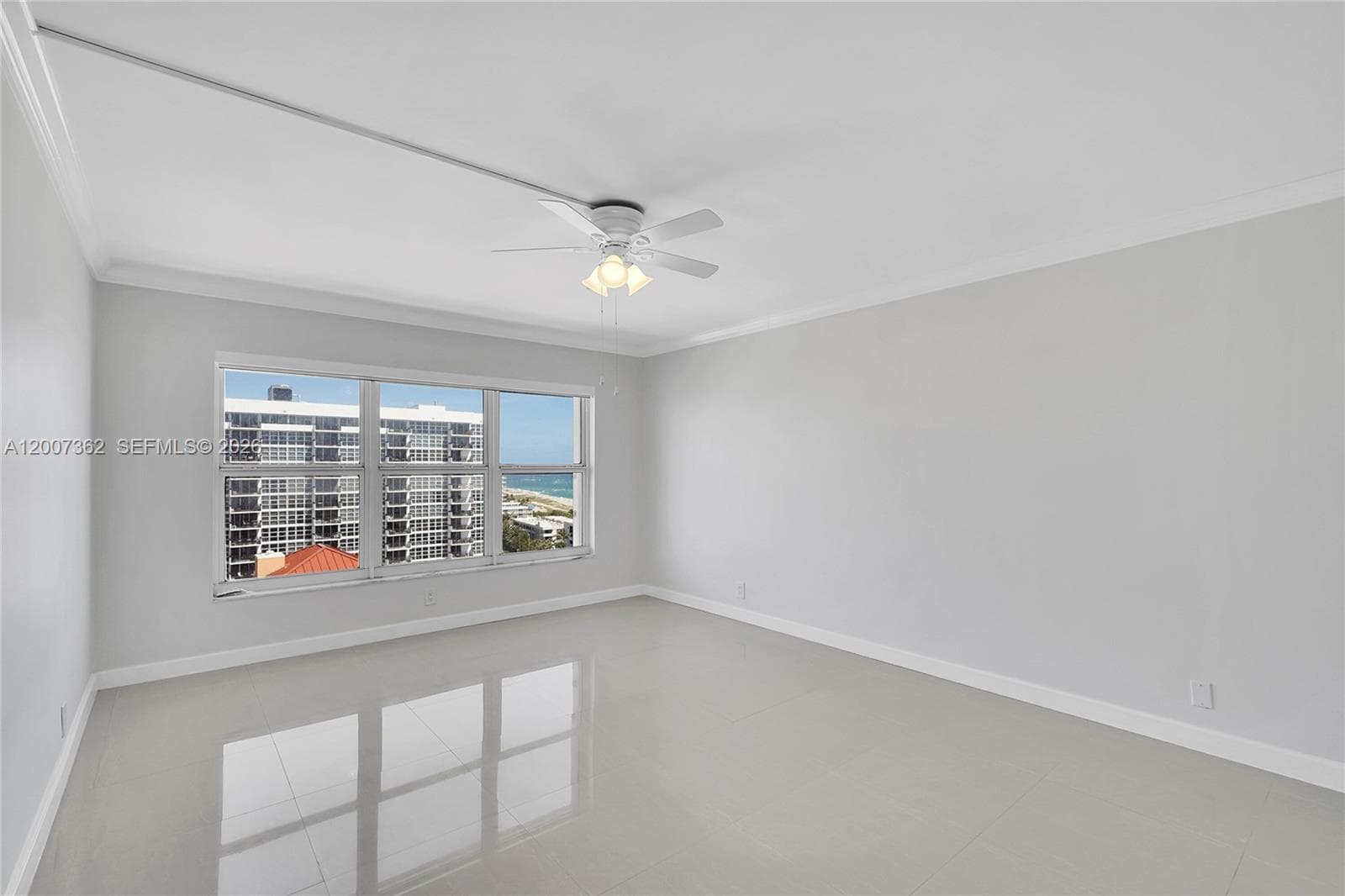 405 Ocean Blvd 1503 photo 11