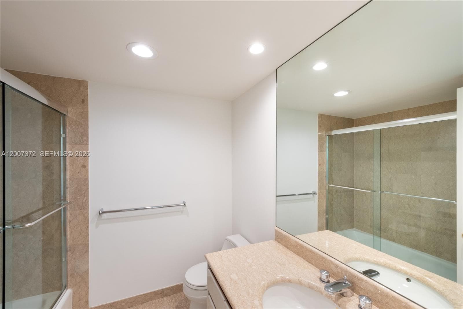 1643 Brickell Ave 1103 photo 17