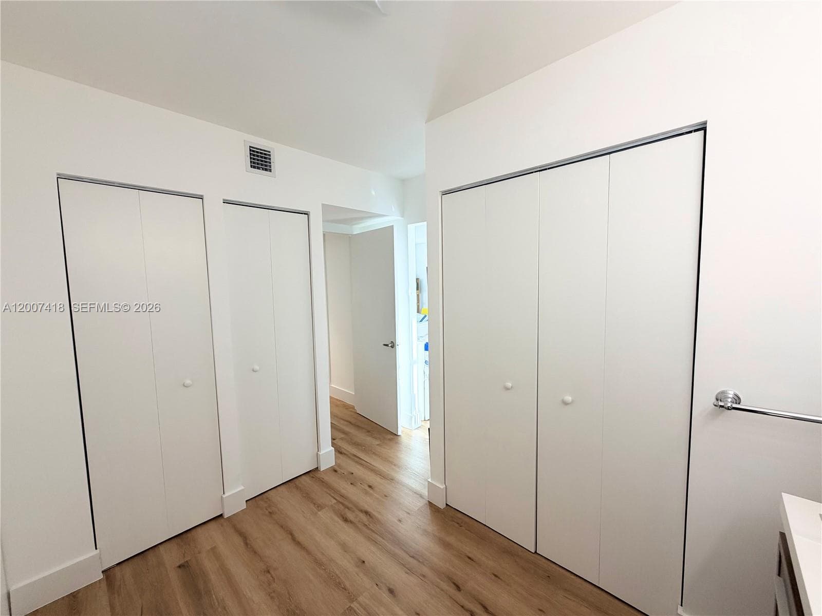 3701 Country Club Dr 607 photo 23