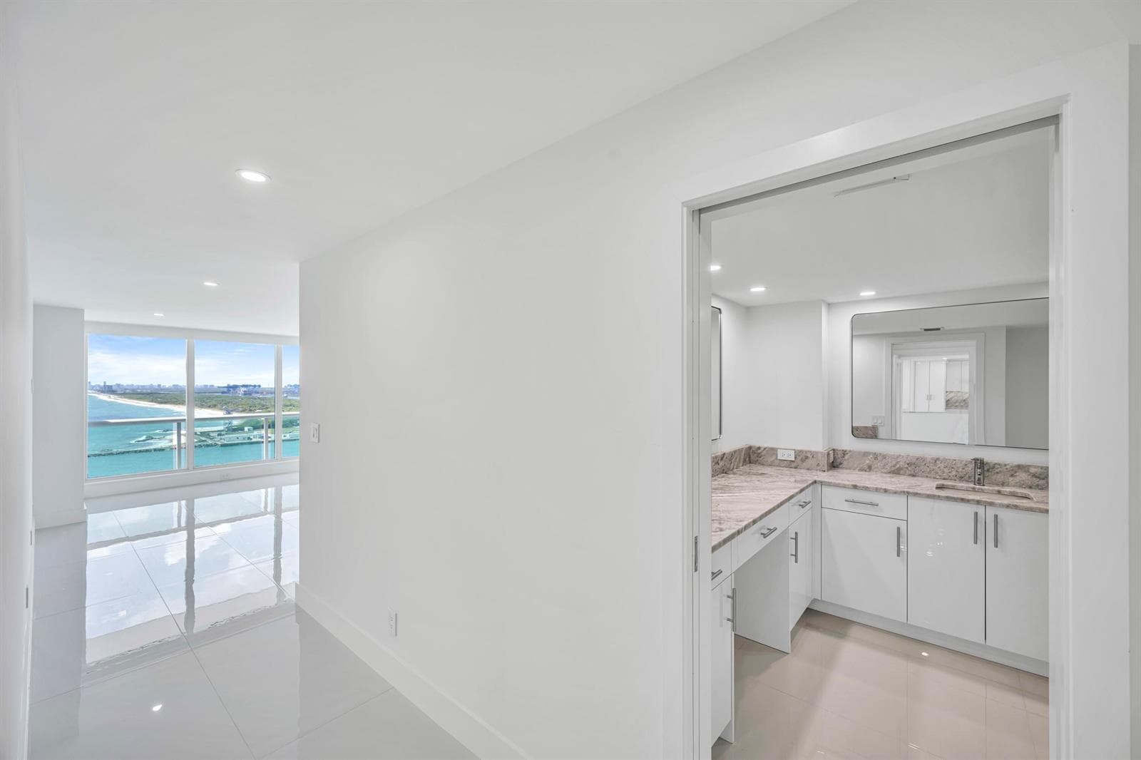 2100 S Ocean Lane 1608 photo 17