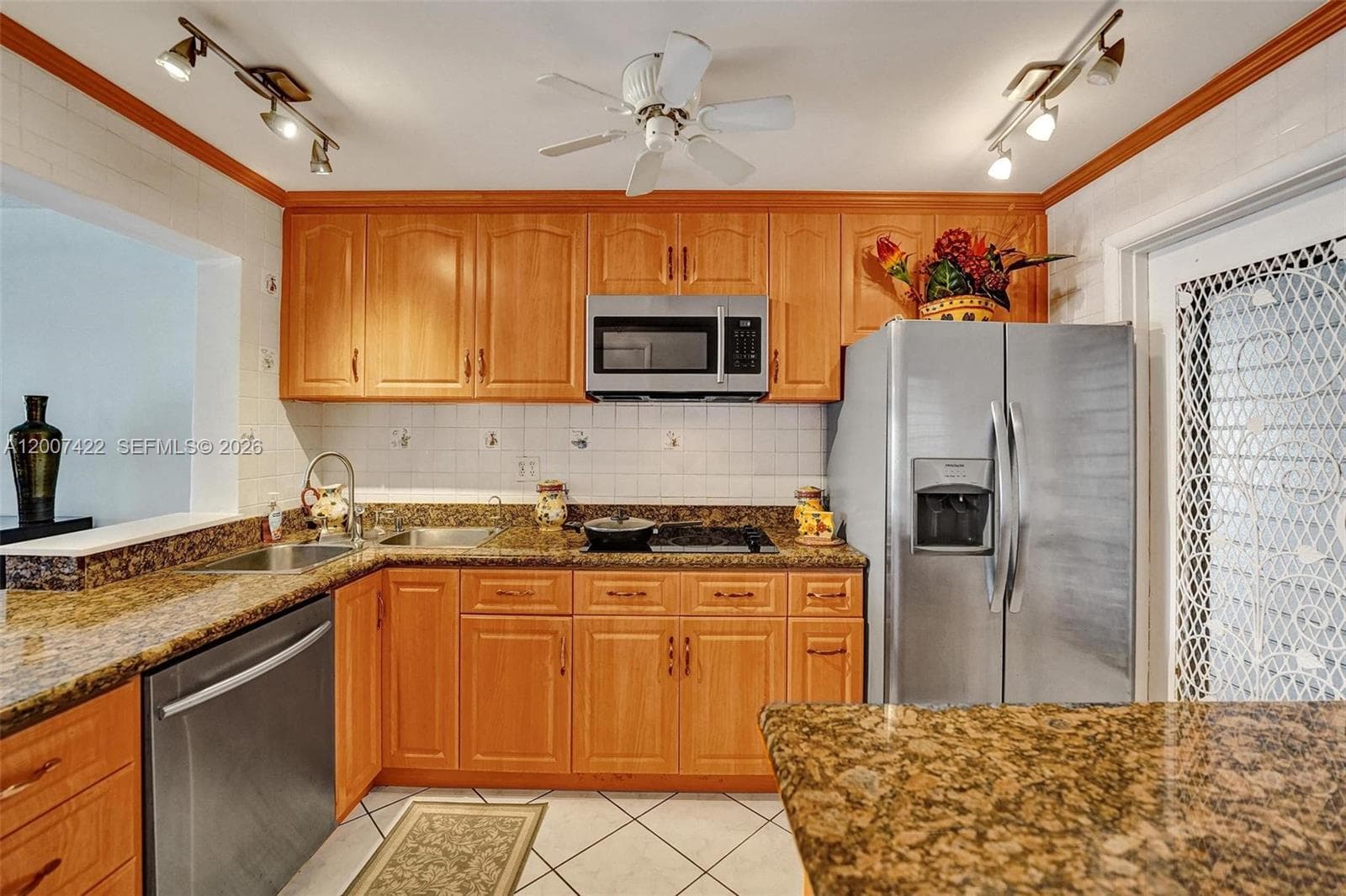 455 Paradise Isle Blvd 104 photo 20