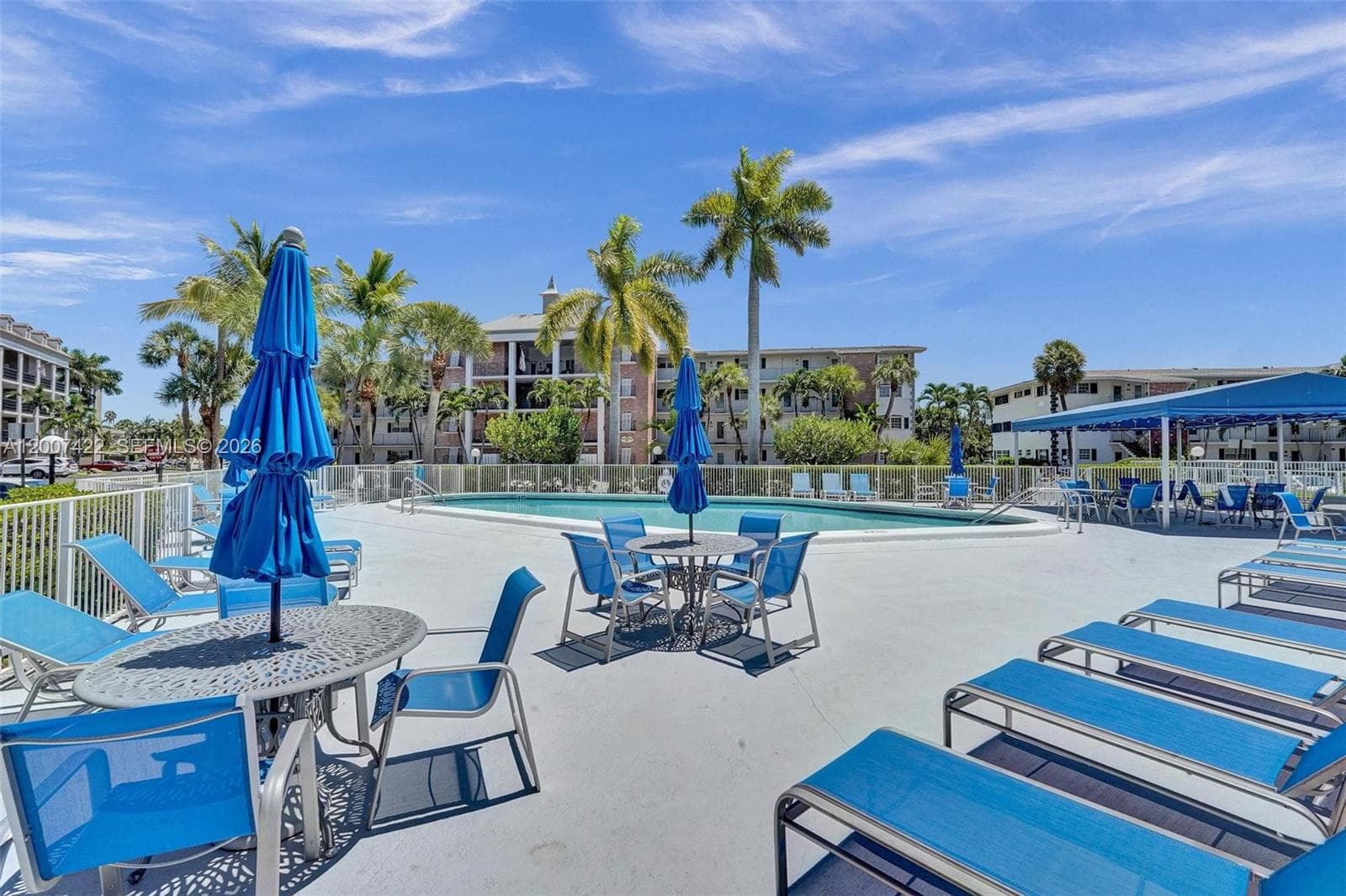 455 Paradise Isle Blvd 104 photo 11