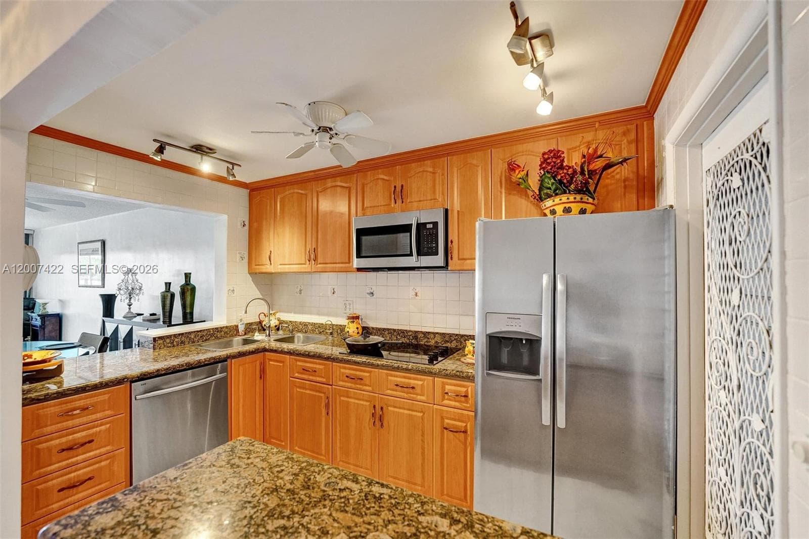 455 Paradise Isle Blvd 104 photo 19