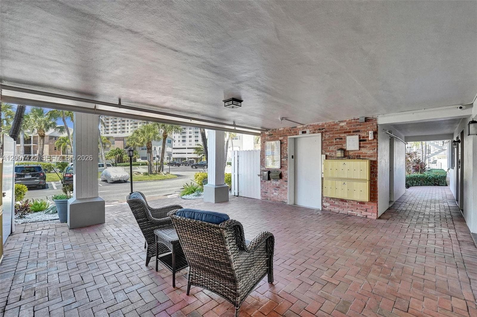 455 Paradise Isle Blvd 104 photo 8