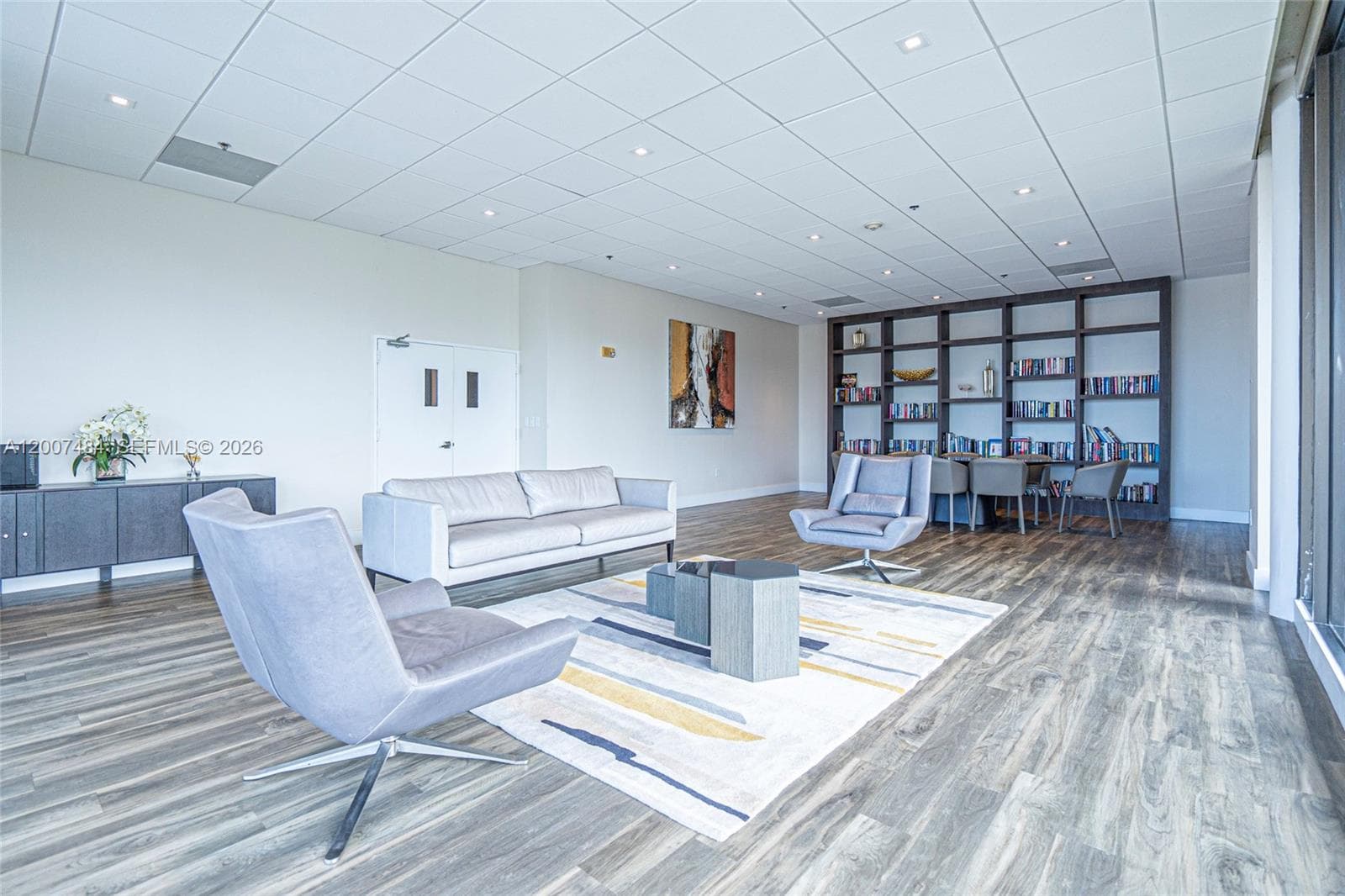 20505 Country Club Dr 931 photo 17