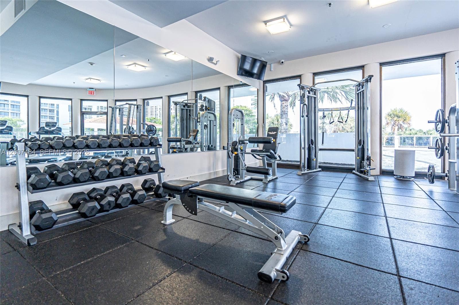 20505 Country Club Dr 931 photo 19